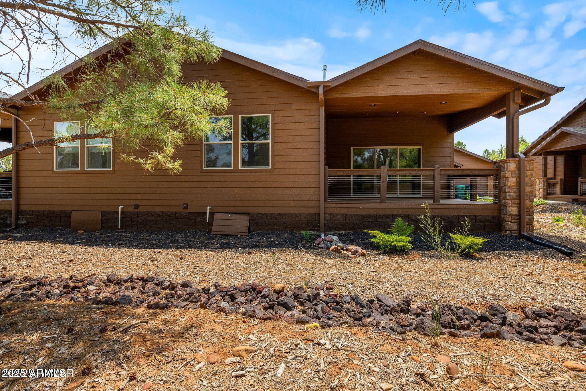 THE RETREAT VILLAS AT BISON CROSSING - Residential