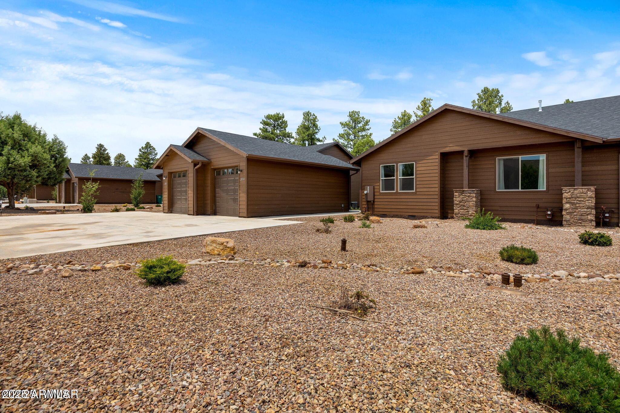 THE RETREAT VILLAS AT BISON CROSSING - Residential