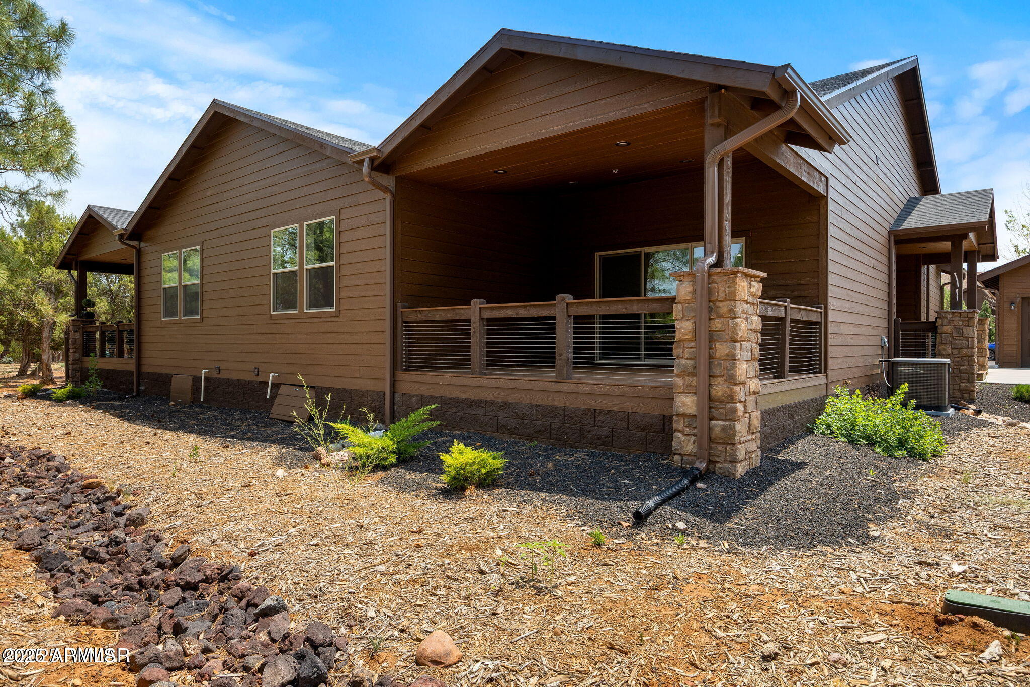 THE RETREAT VILLAS AT BISON CROSSING - Residential