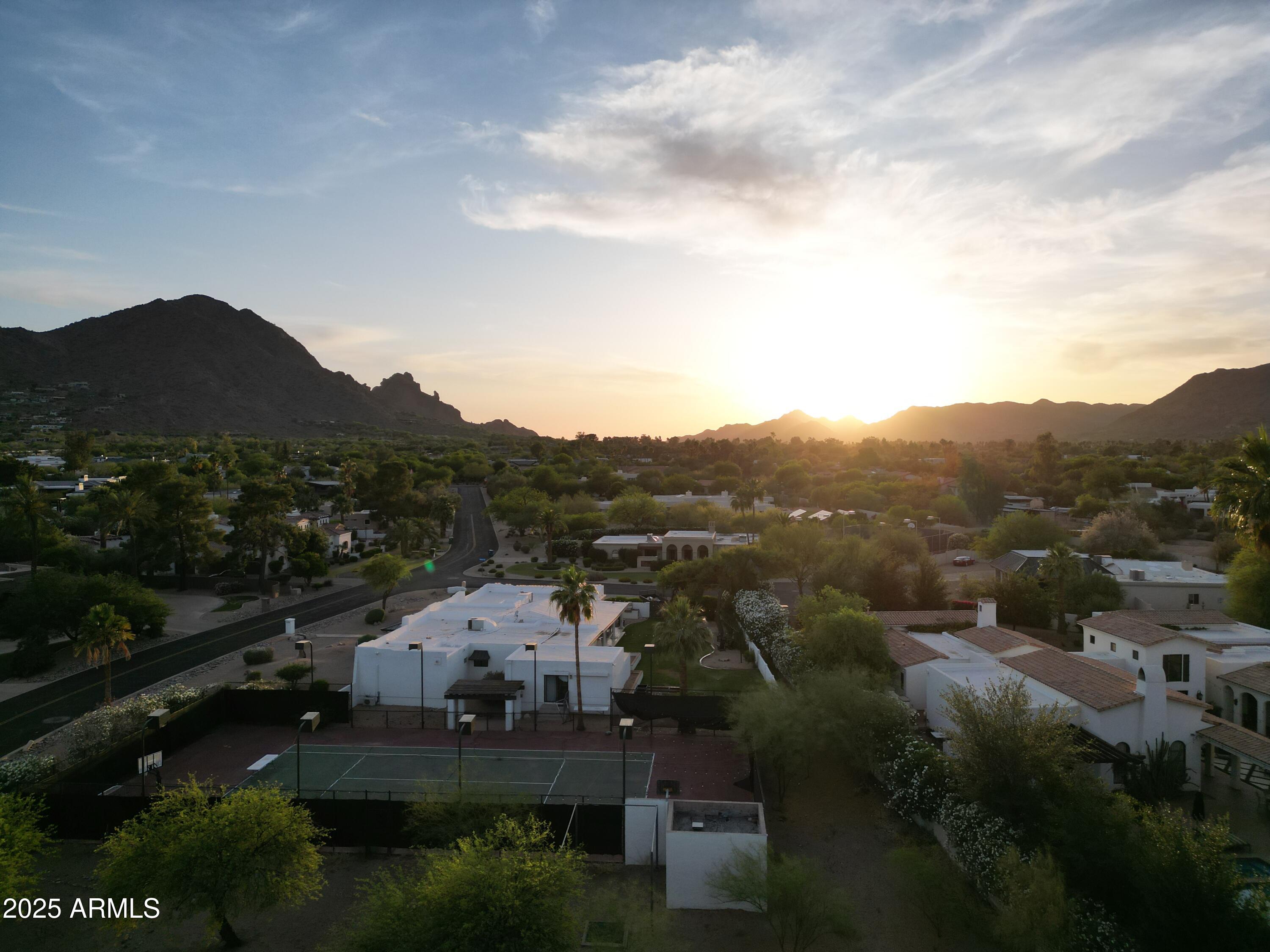 DESERT ARROYOS - Residential