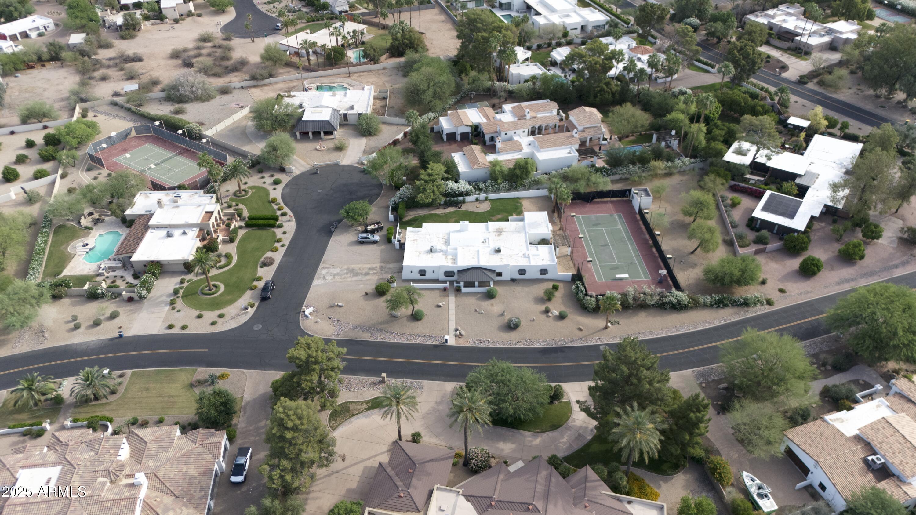 DESERT ARROYOS - Residential
