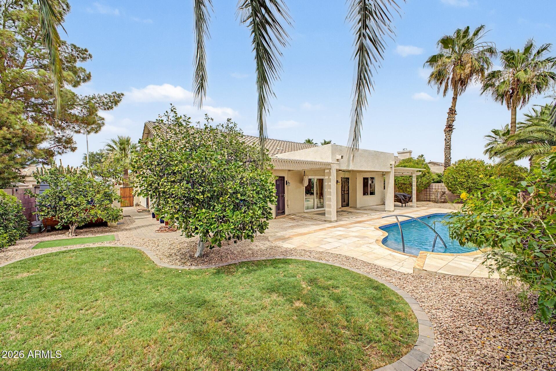 OAKWOOD LAKES - Residential