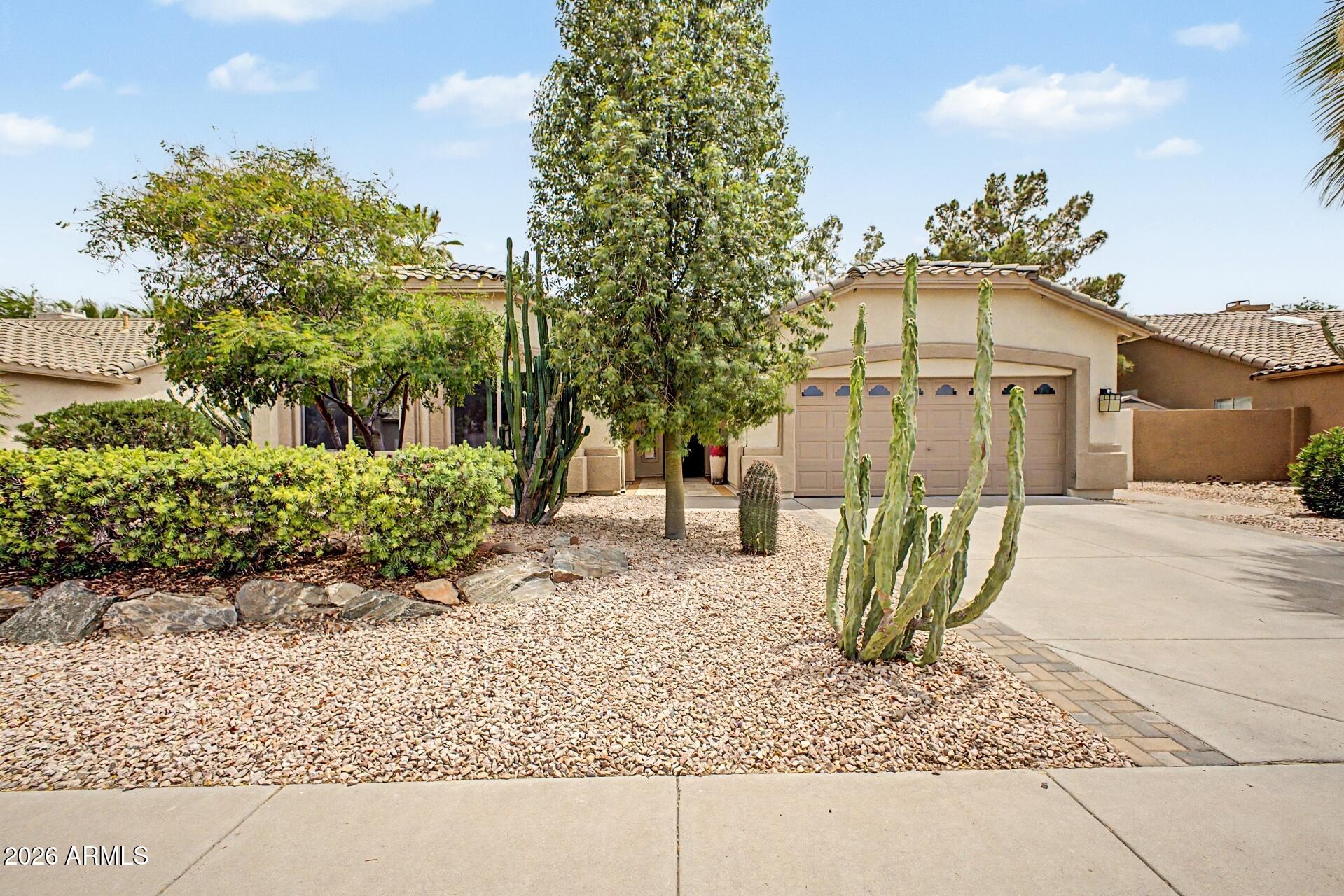 OAKWOOD LAKES - Residential