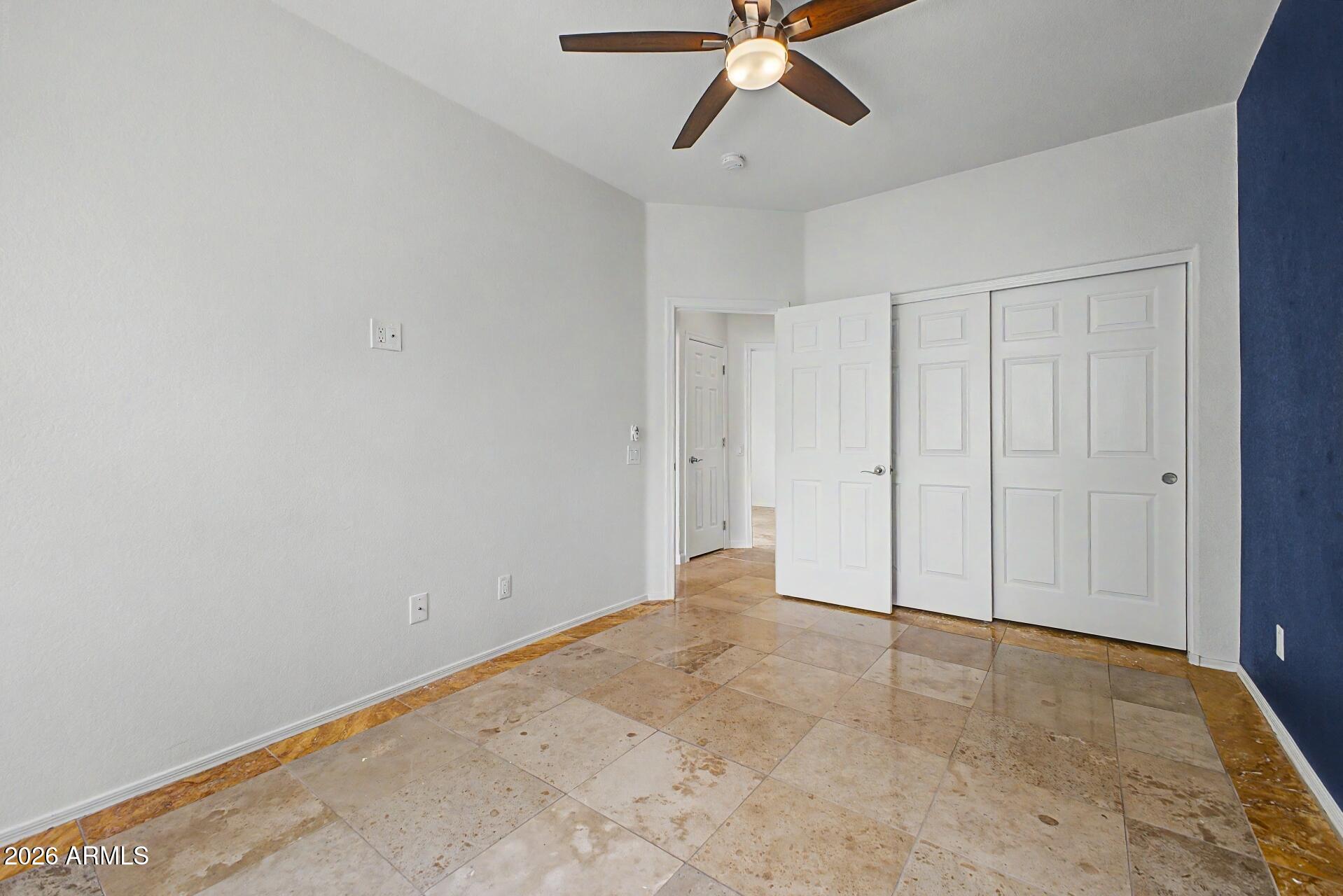 OAKWOOD LAKES - Residential