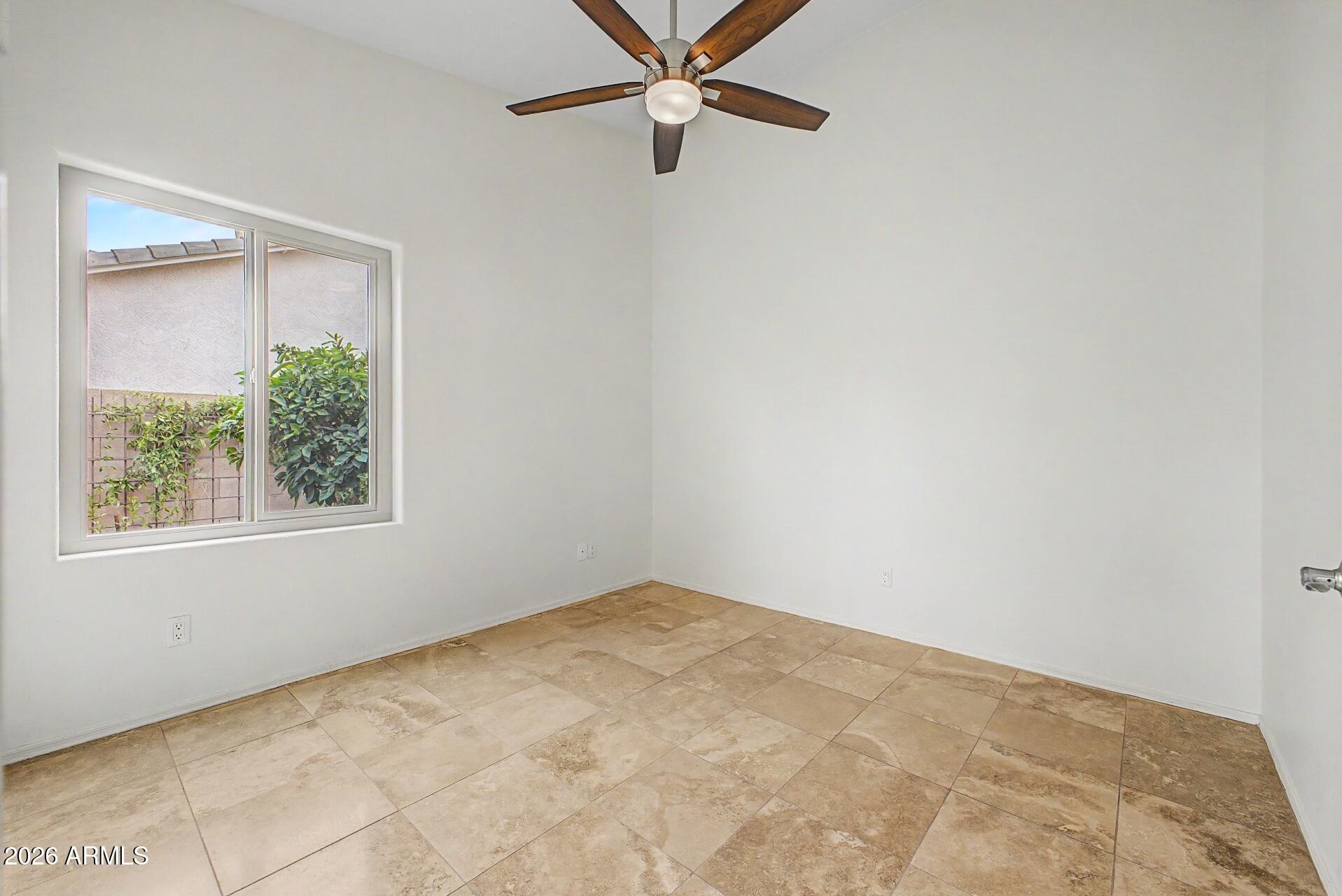 OAKWOOD LAKES - Residential