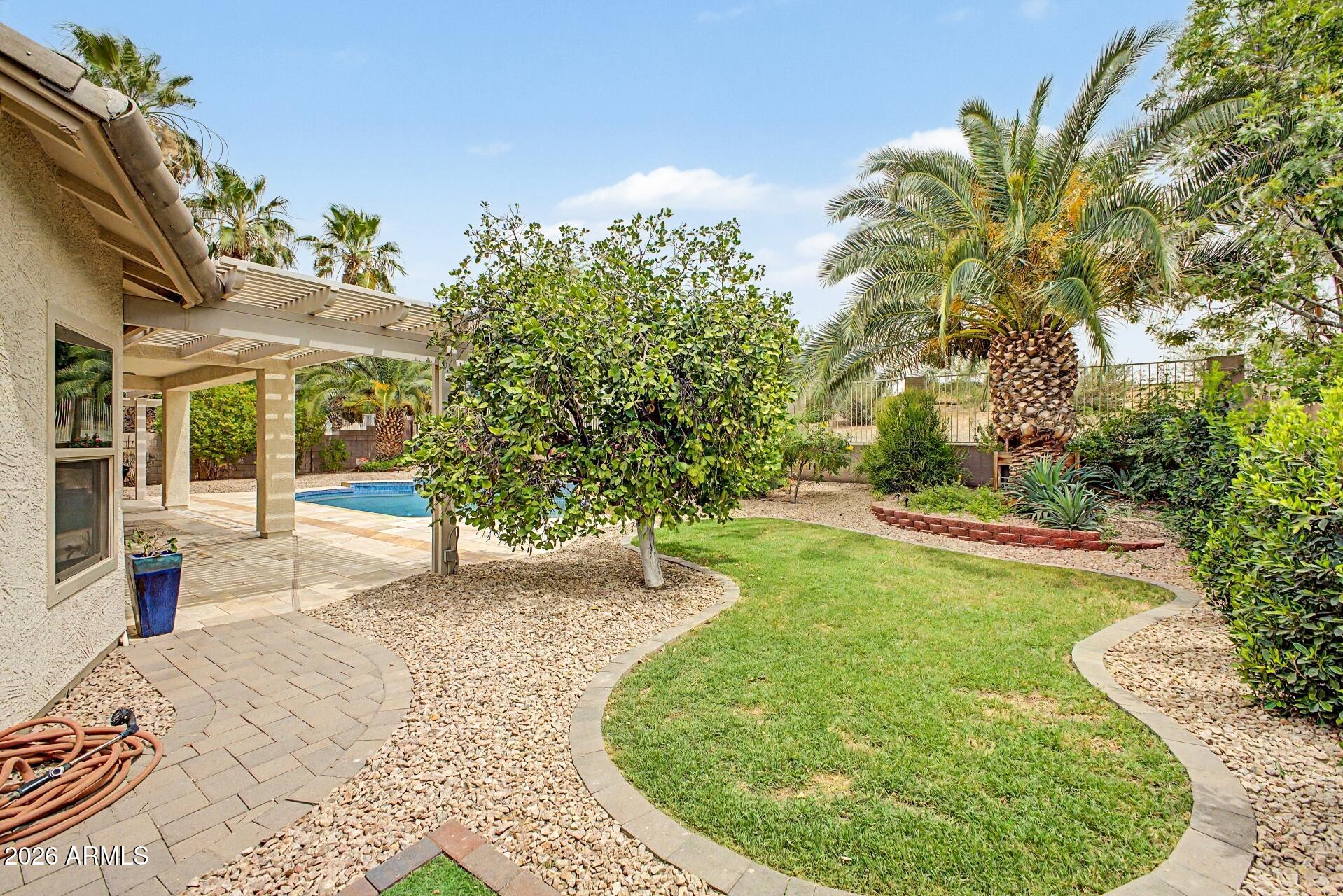 OAKWOOD LAKES - Residential