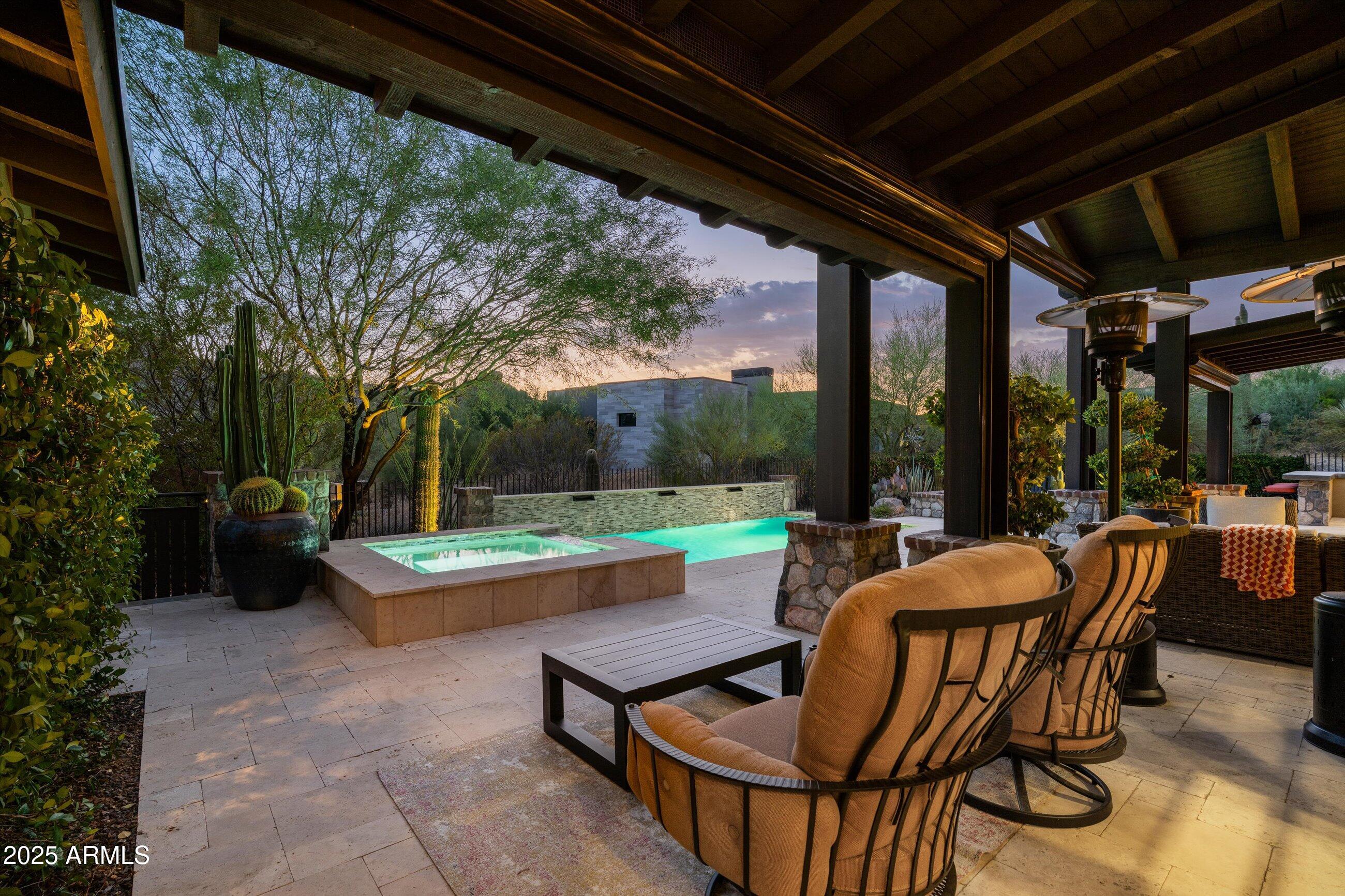 ESTANCIA - Residential