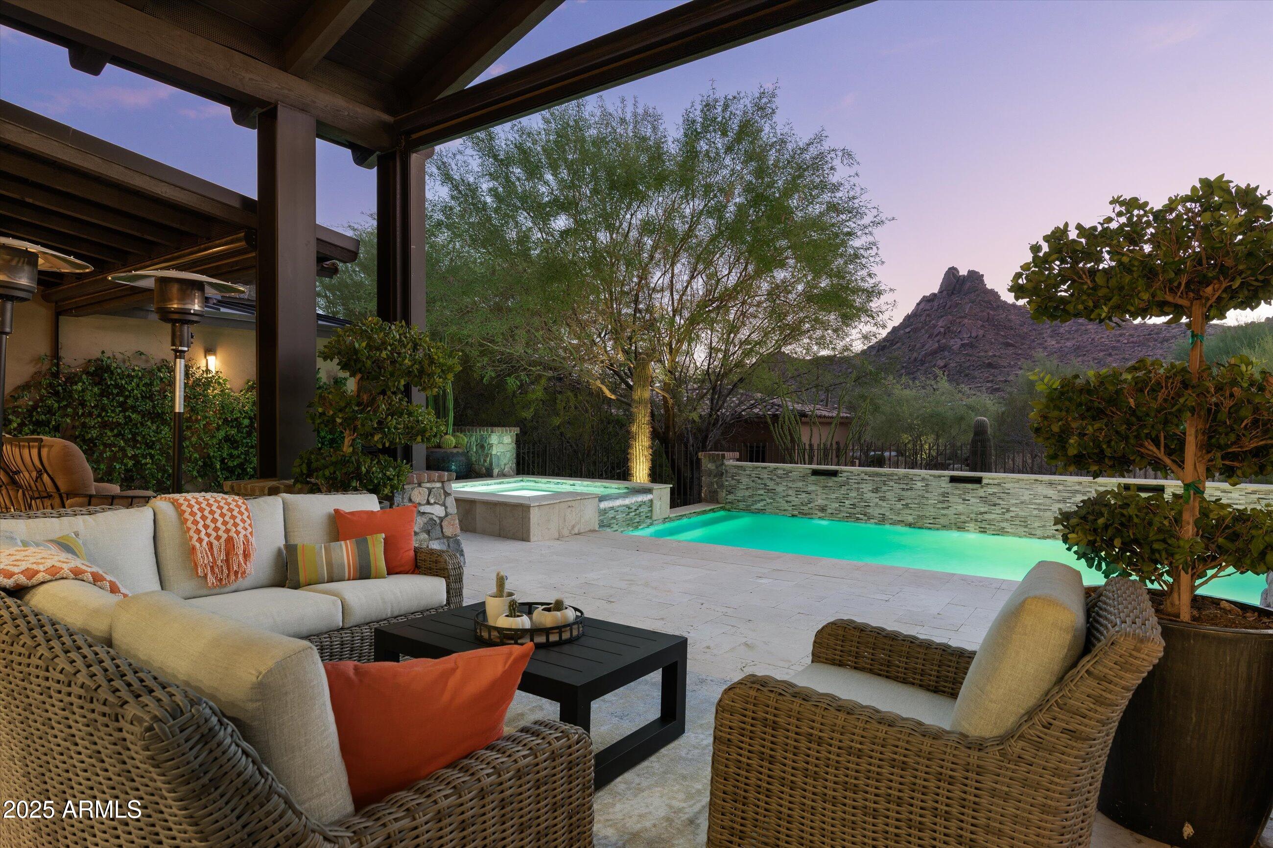 ESTANCIA - Residential