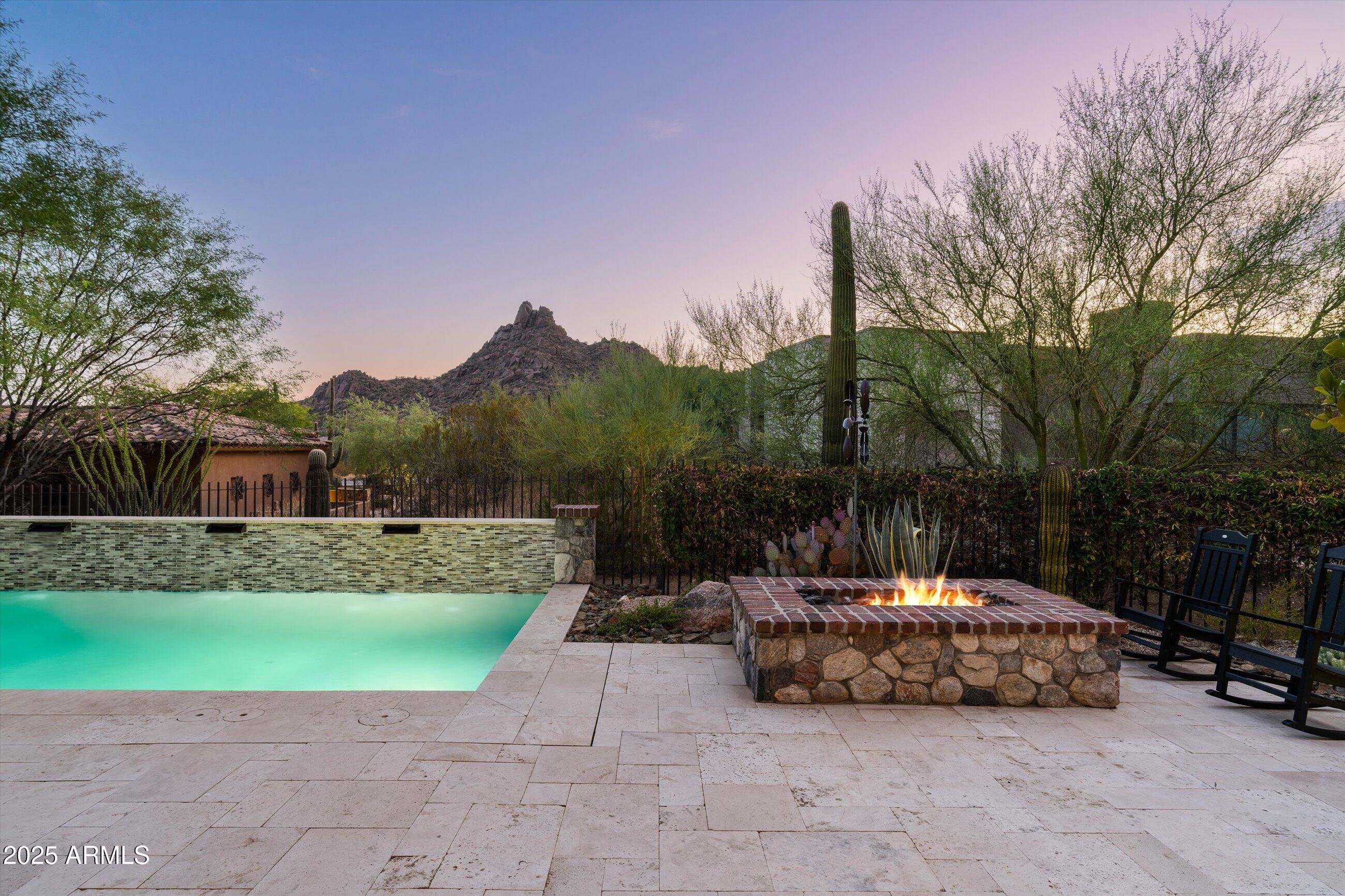 ESTANCIA - Residential