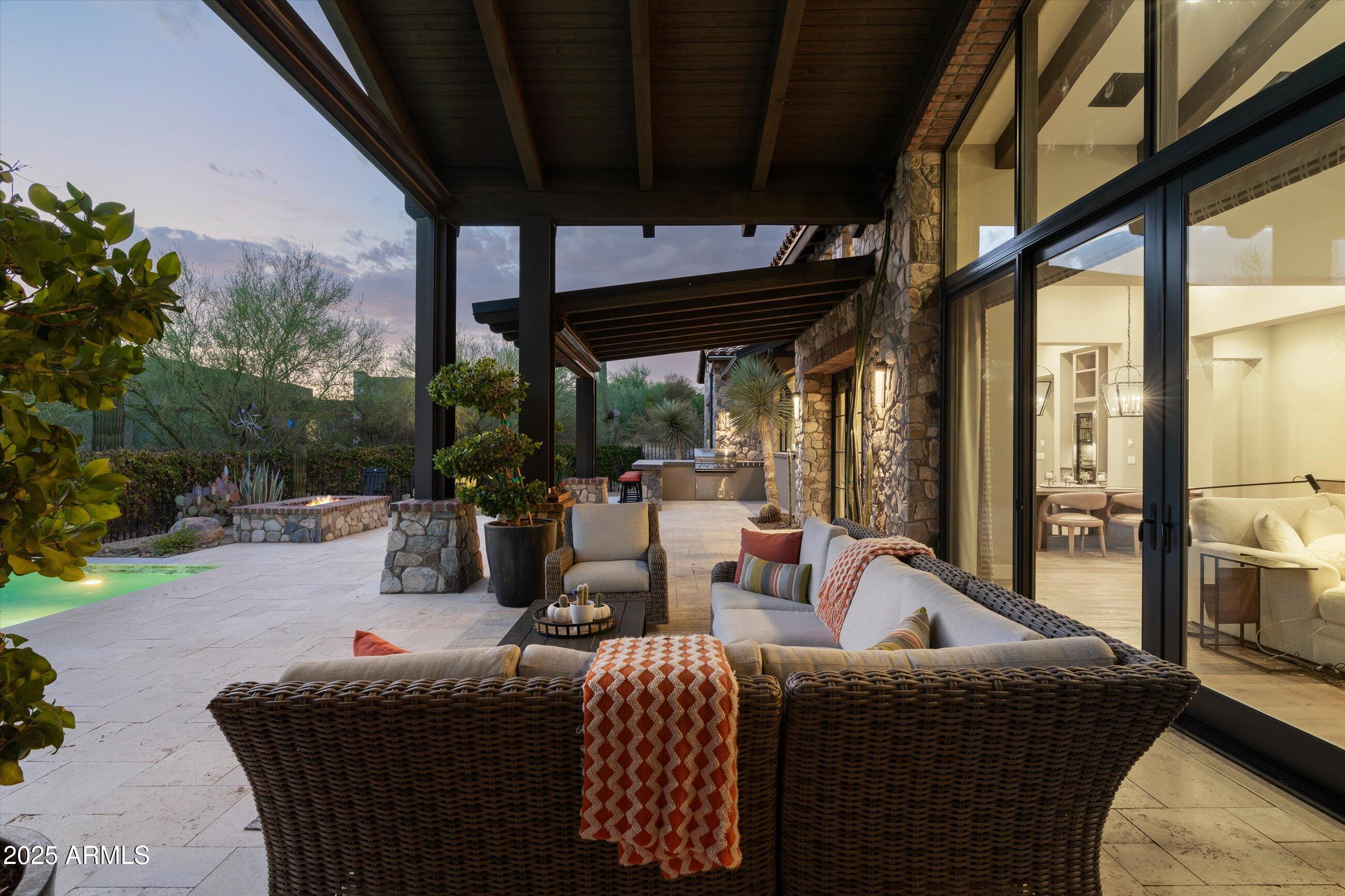 ESTANCIA - Residential