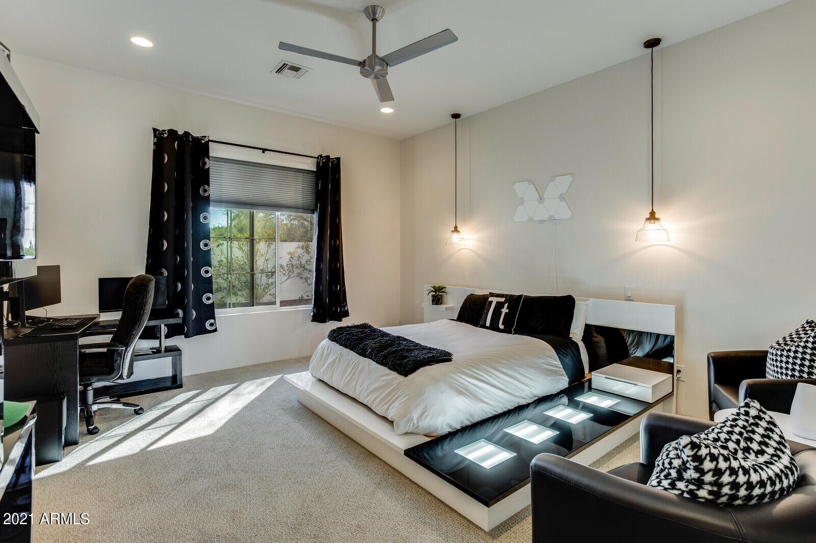 VISTA ACRES - Residential