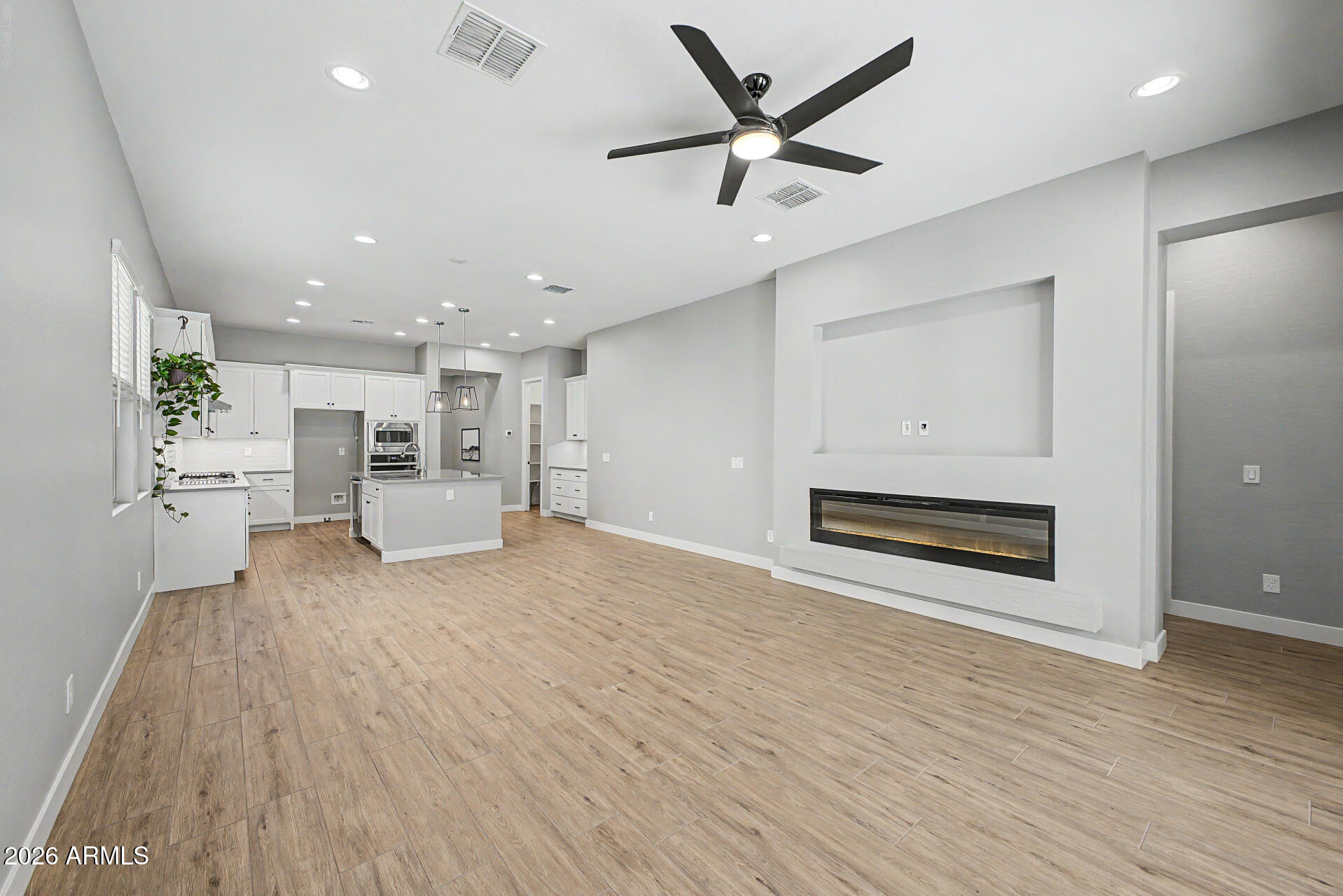 LAKEVIEW TRAILS SOUTHWEST AT MORRISON RANCH - Residential