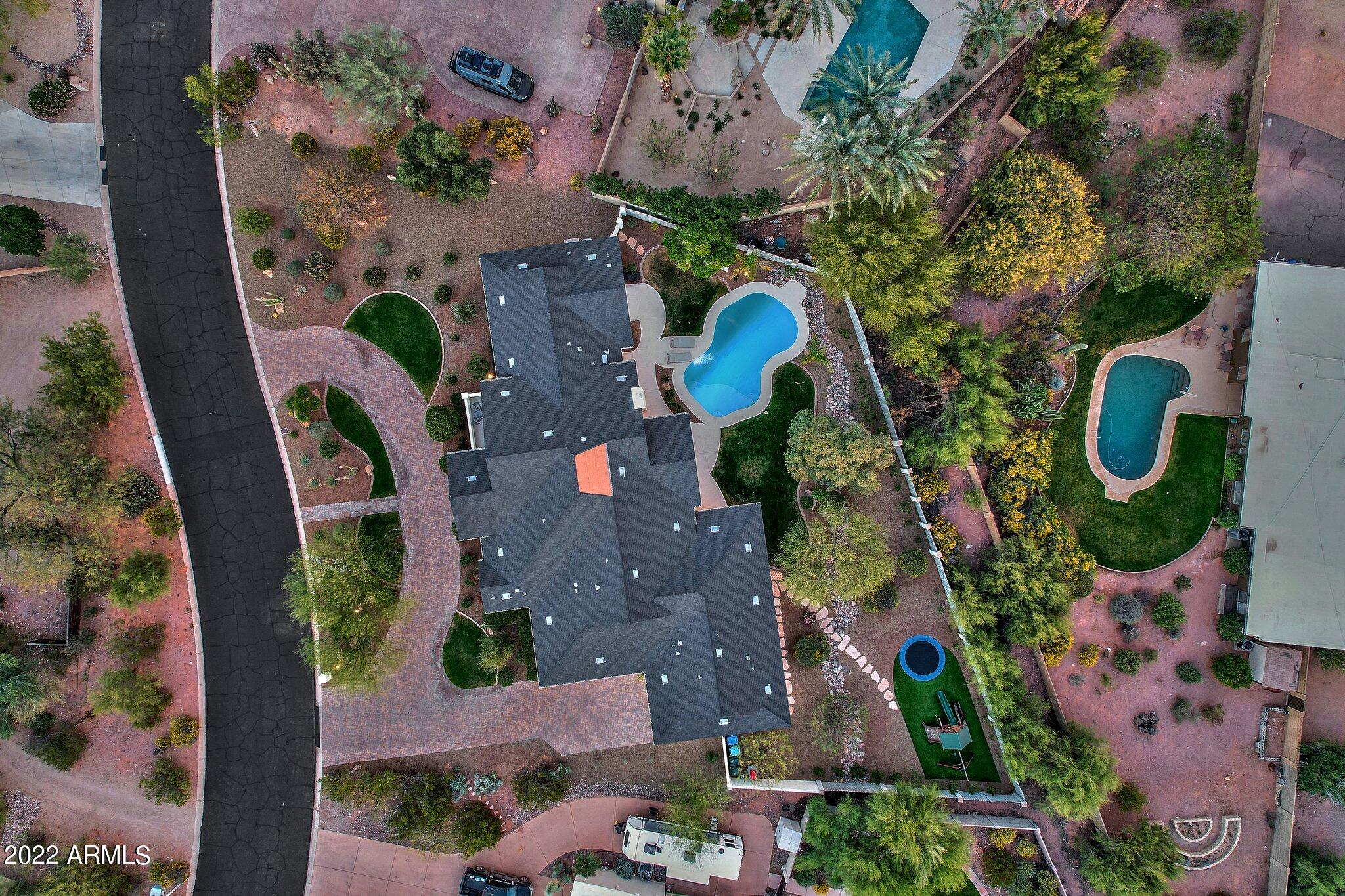 CAMELBACK SIERRA - Residential