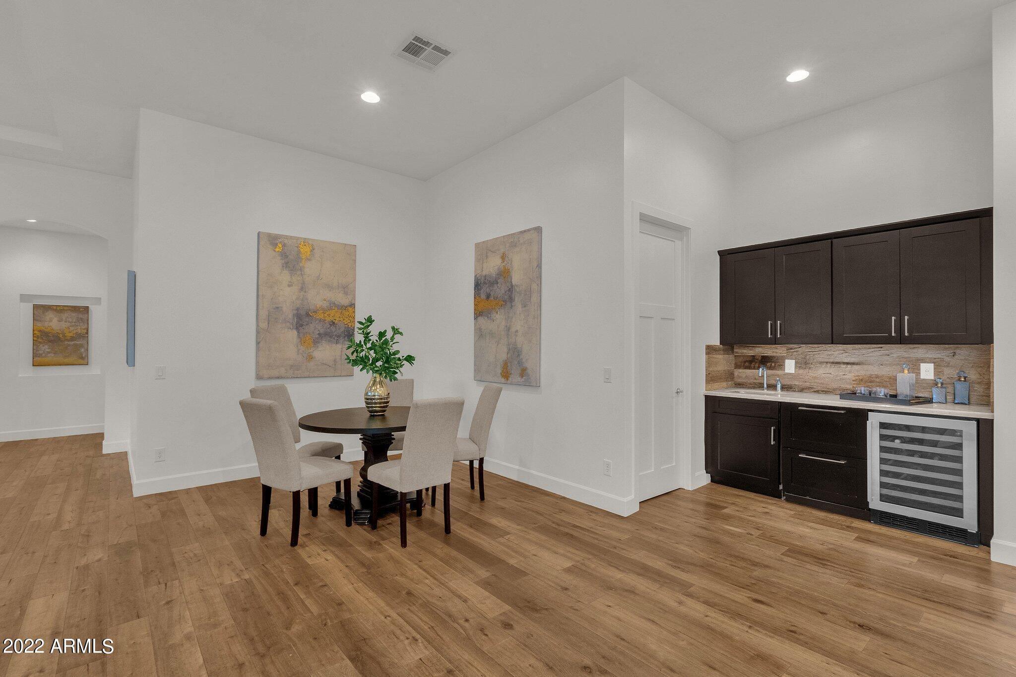 CAMELBACK SIERRA - Residential
