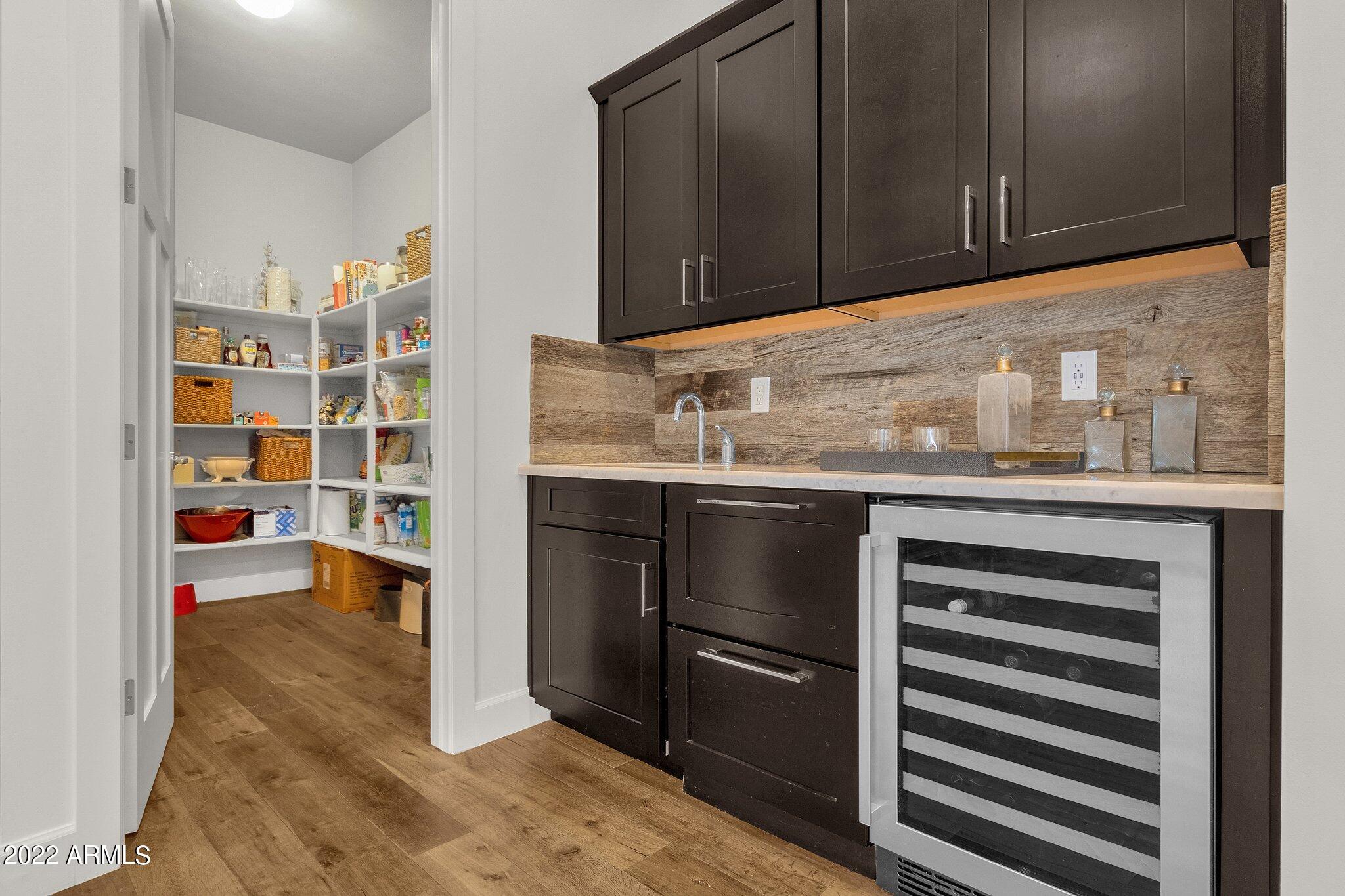 CAMELBACK SIERRA - Residential