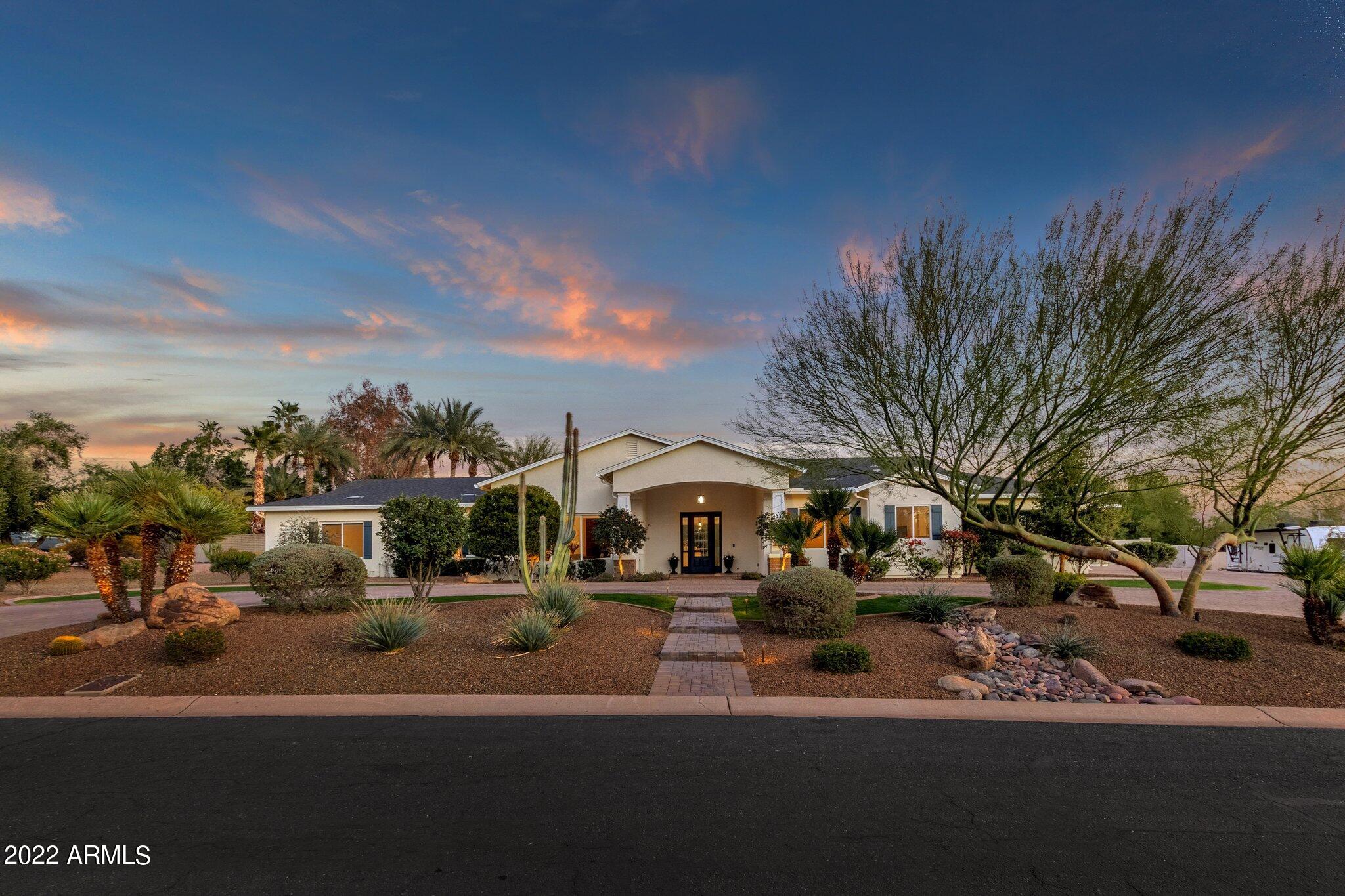 CAMELBACK SIERRA - Residential
