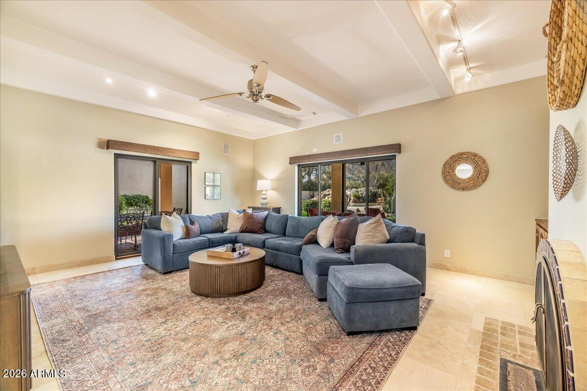 TIERRA DEL PARAISO - Residential