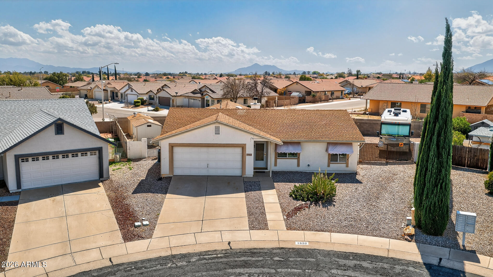 SUMMIT MEADOWS - Residential