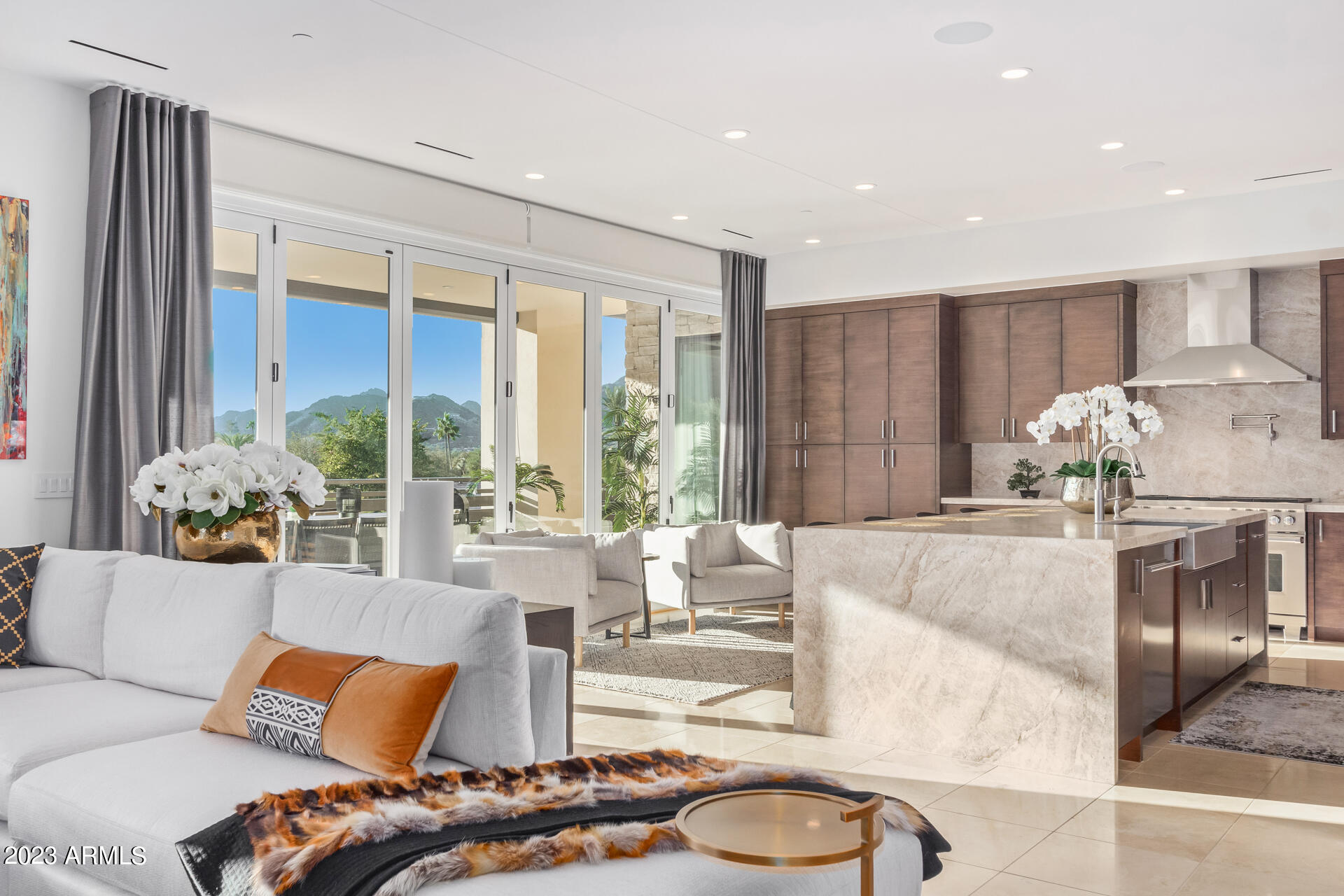 VILLAS AT MOUNTAIN SHADOWS CONDOMINIUMS - Residential