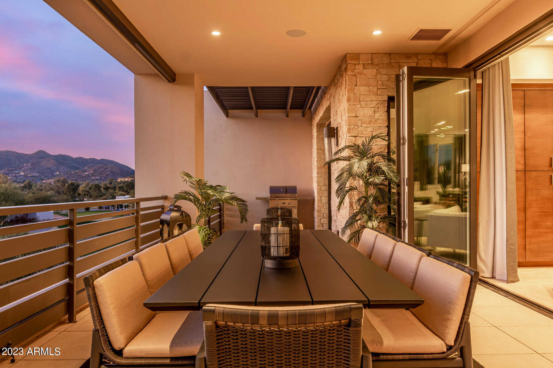 VILLAS AT MOUNTAIN SHADOWS CONDOMINIUMS - Residential