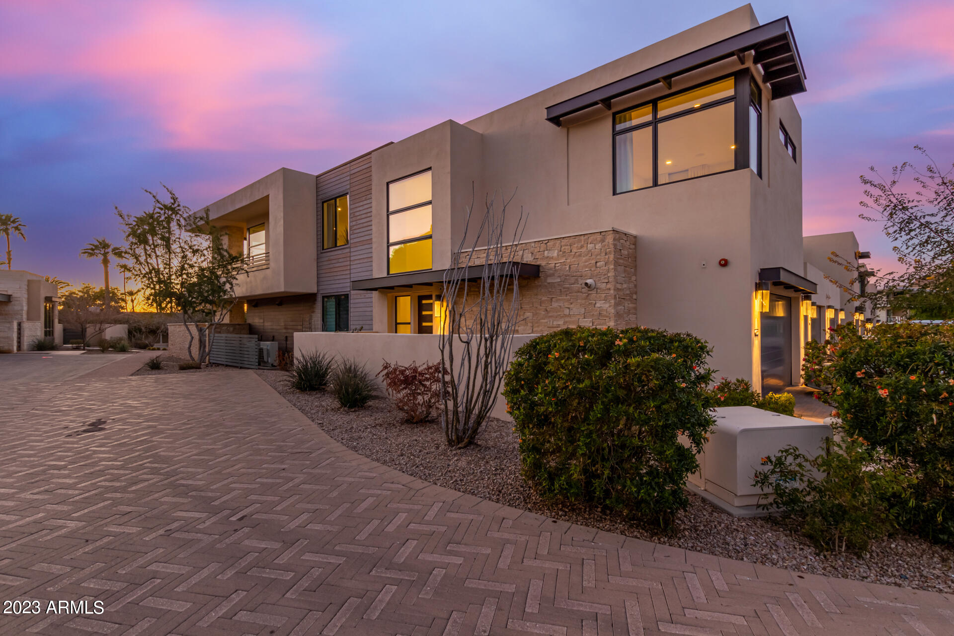 VILLAS AT MOUNTAIN SHADOWS CONDOMINIUMS - Residential