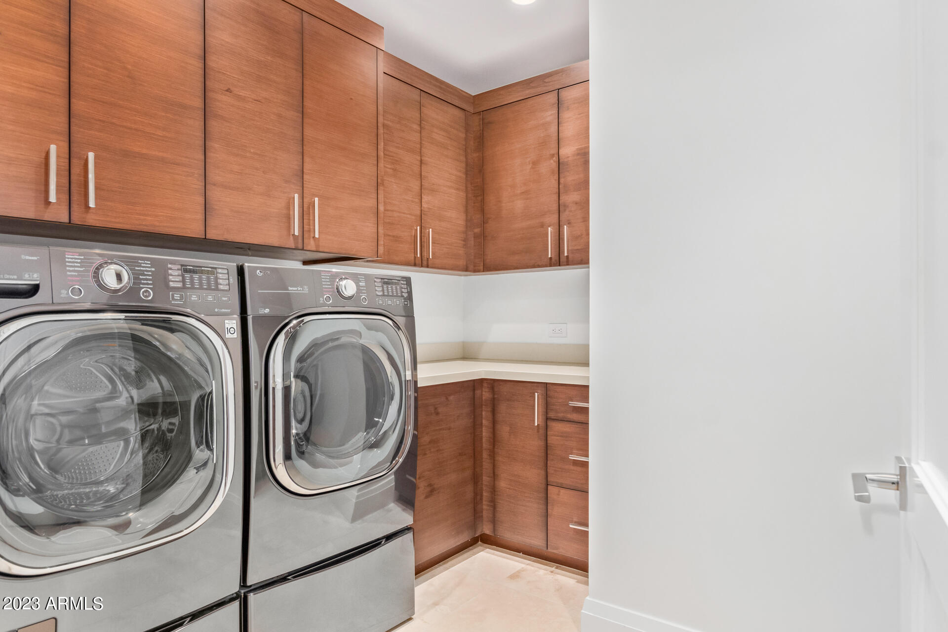 VILLAS AT MOUNTAIN SHADOWS CONDOMINIUMS - Residential