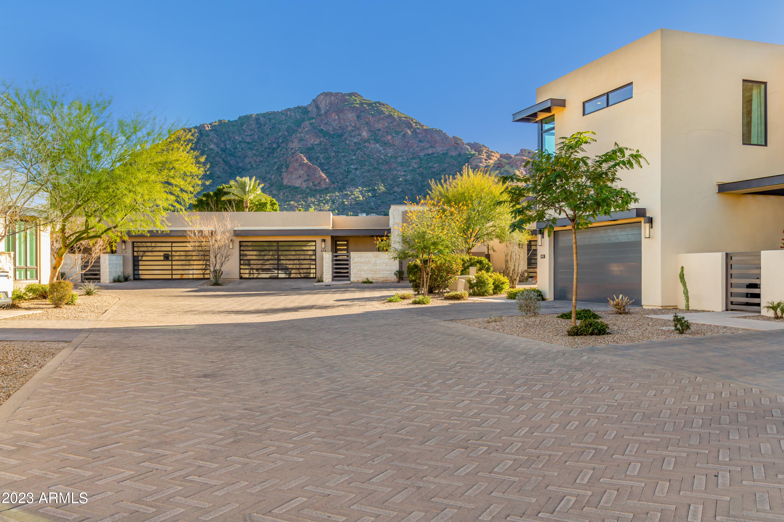 VILLAS AT MOUNTAIN SHADOWS CONDOMINIUMS - Residential