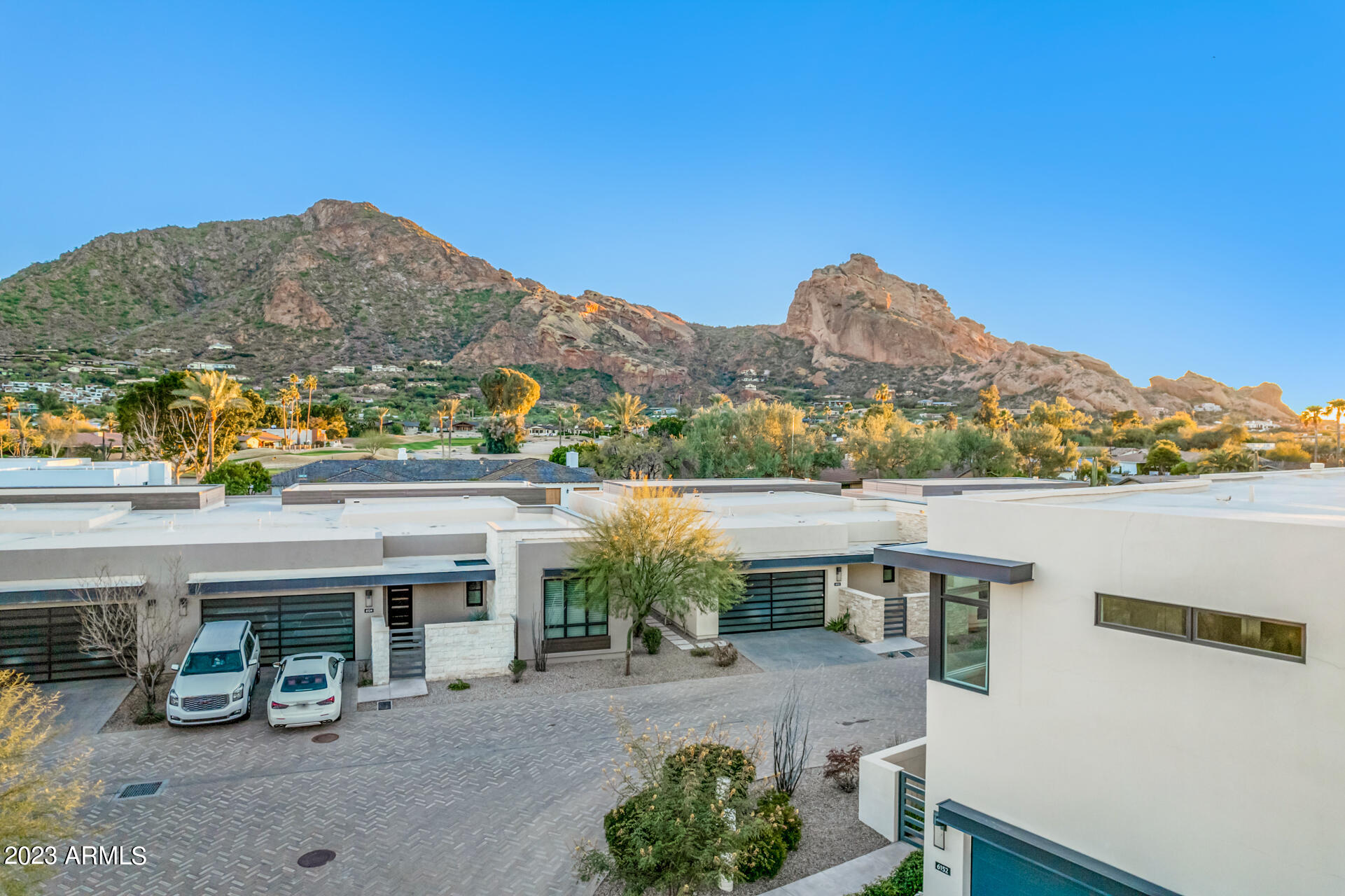 VILLAS AT MOUNTAIN SHADOWS CONDOMINIUMS - Residential