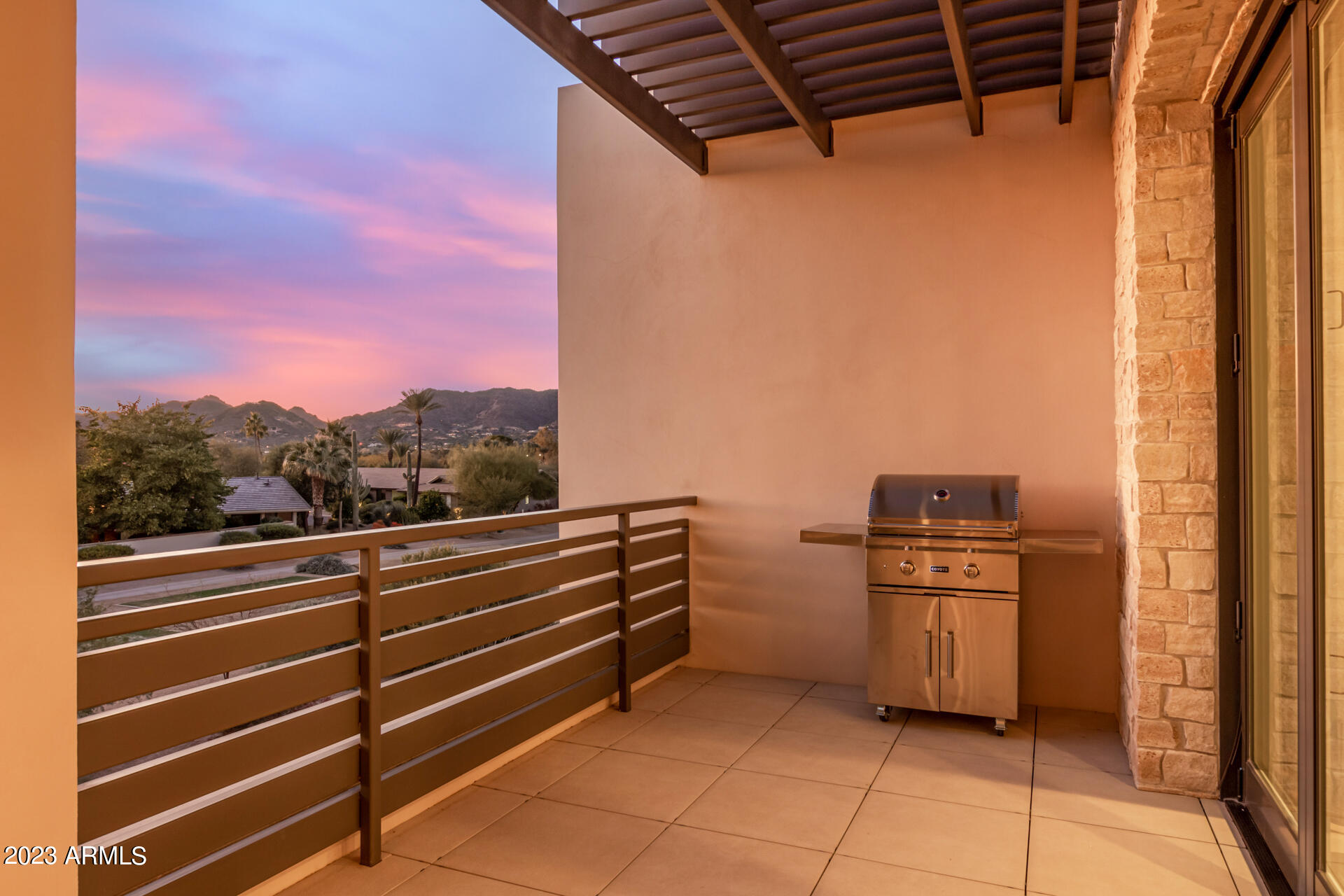 VILLAS AT MOUNTAIN SHADOWS CONDOMINIUMS - Residential