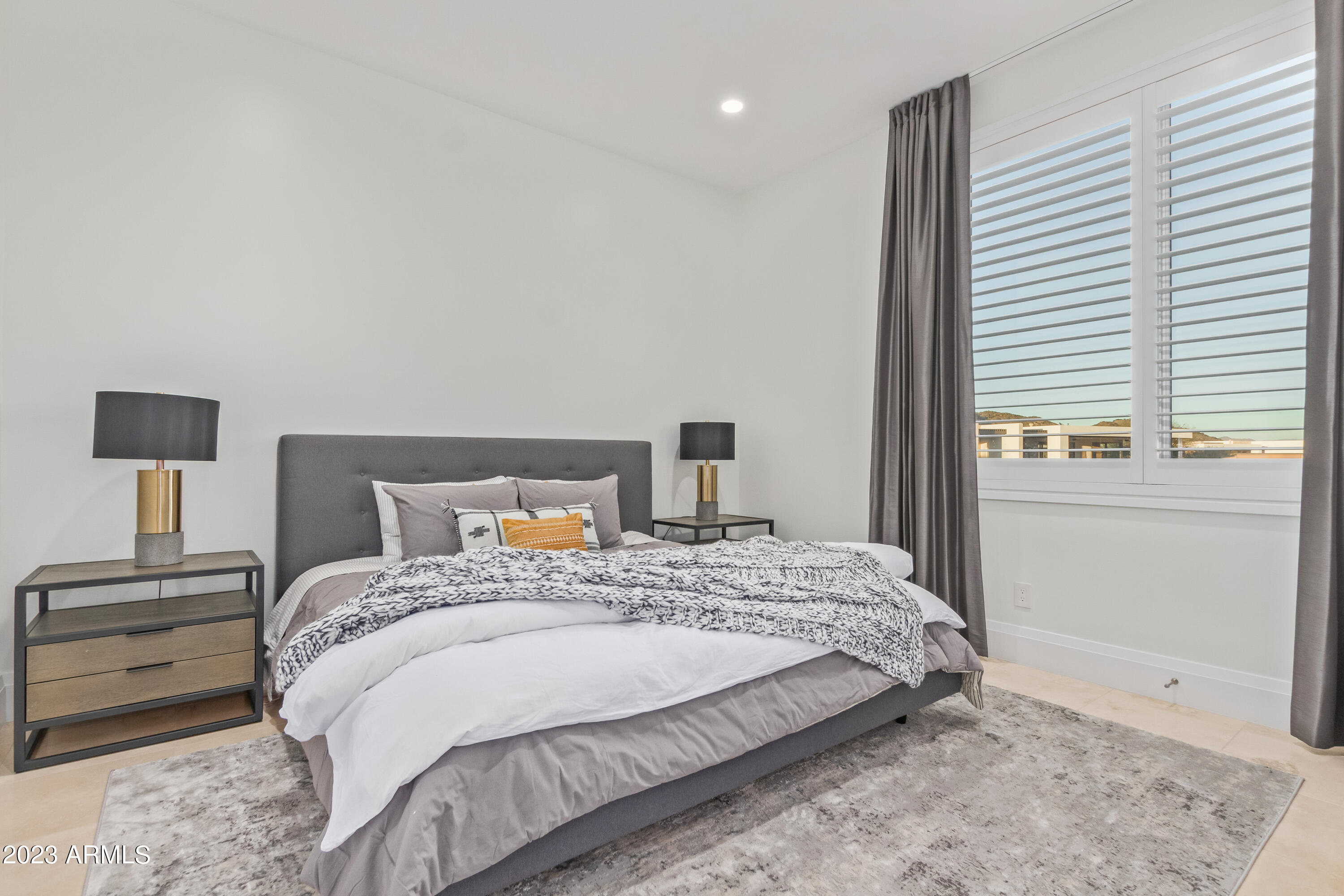 VILLAS AT MOUNTAIN SHADOWS CONDOMINIUMS - Residential