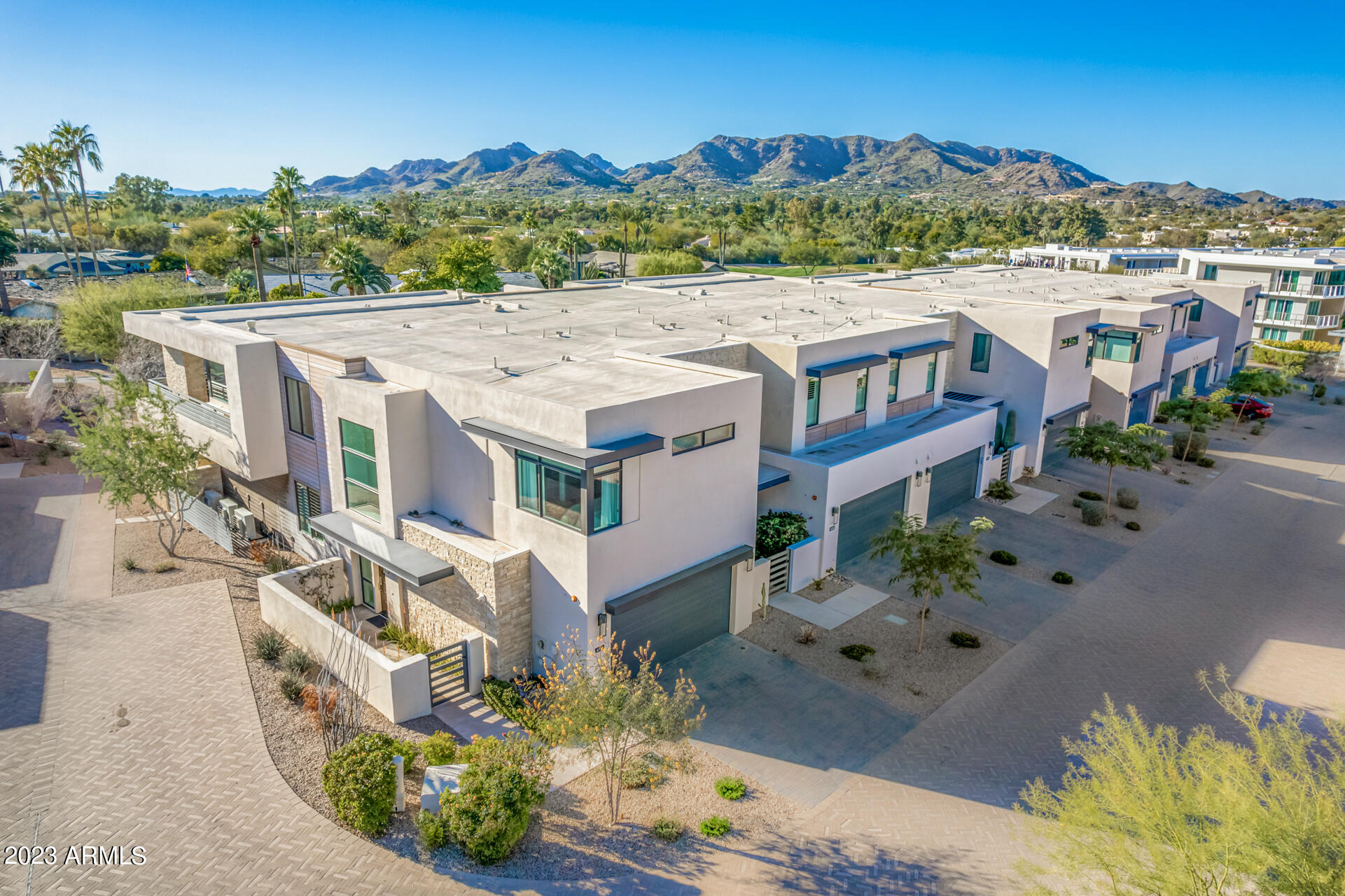 VILLAS AT MOUNTAIN SHADOWS CONDOMINIUMS - Residential