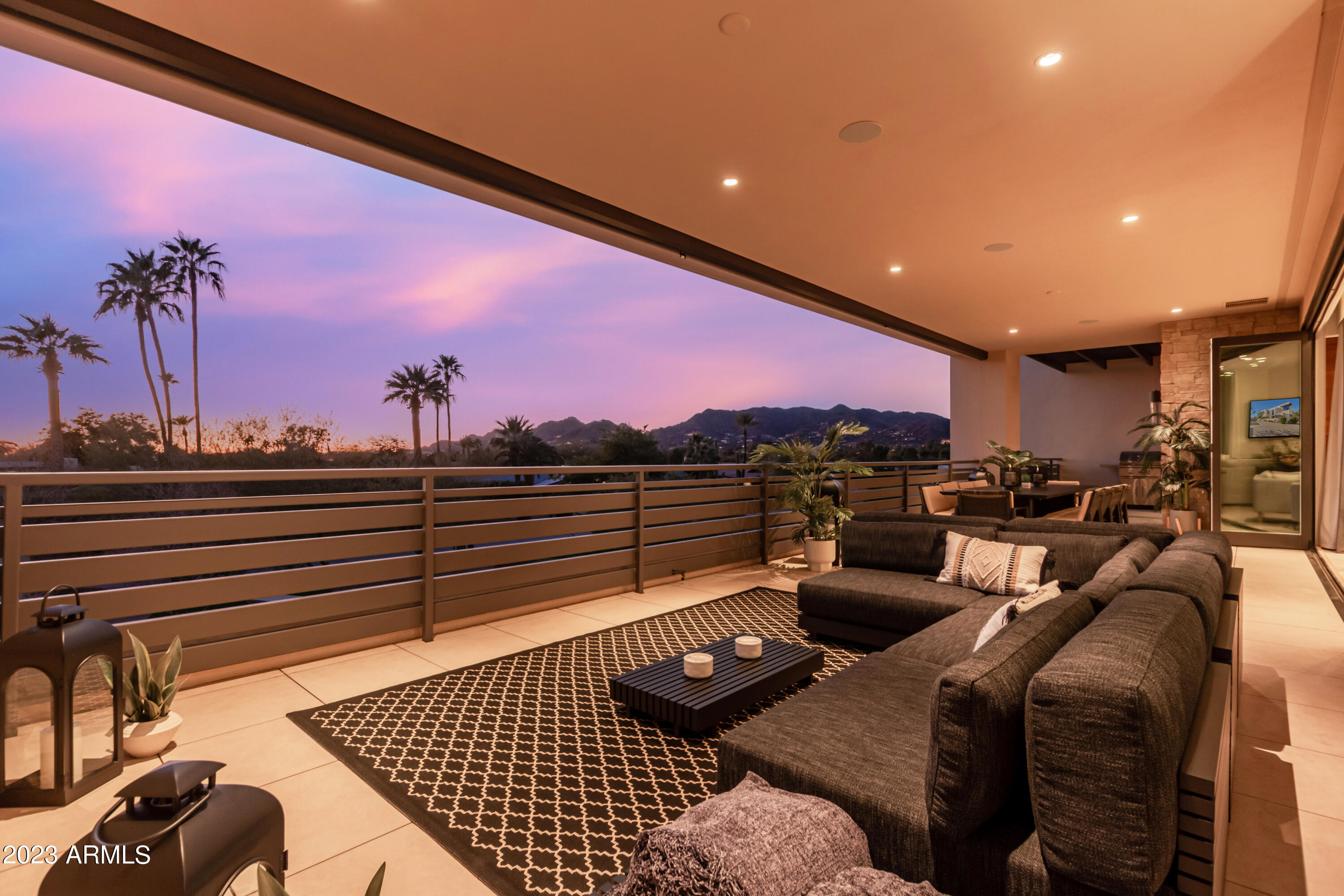 VILLAS AT MOUNTAIN SHADOWS CONDOMINIUMS - Residential