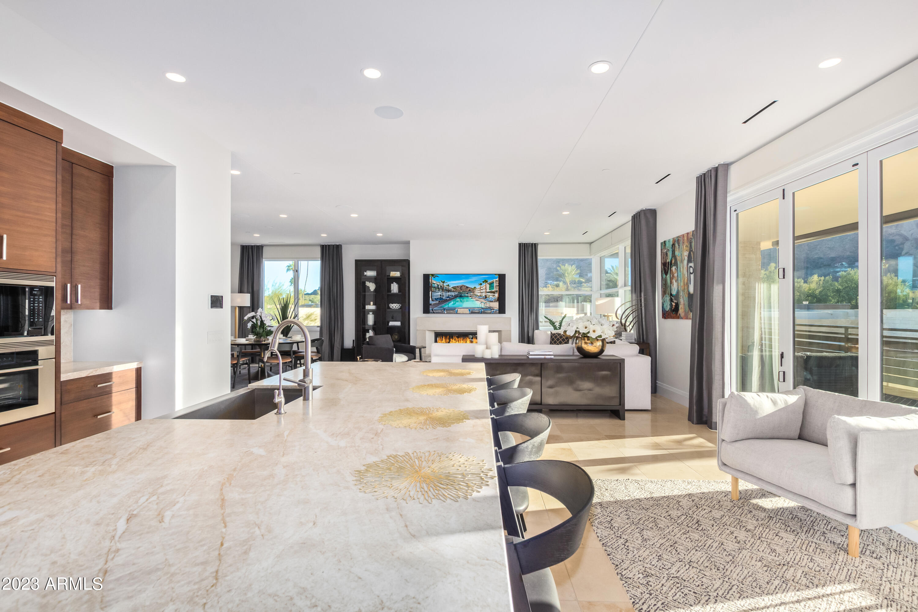 VILLAS AT MOUNTAIN SHADOWS CONDOMINIUMS - Residential