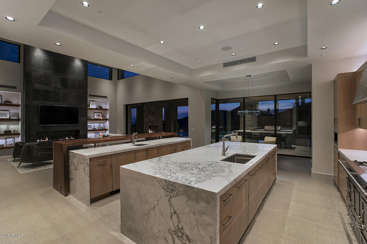 DESERT MOUNTAIN - Residential