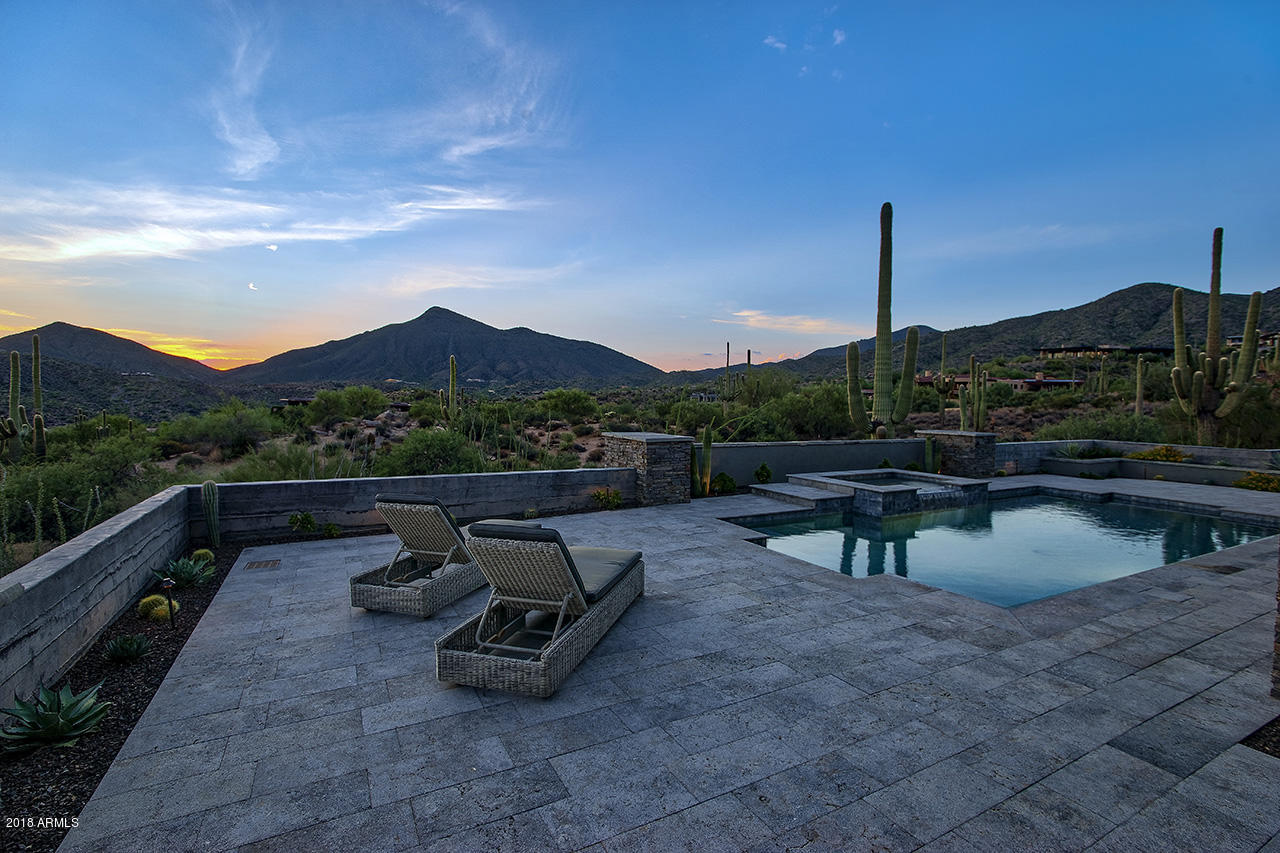 DESERT MOUNTAIN - Residential