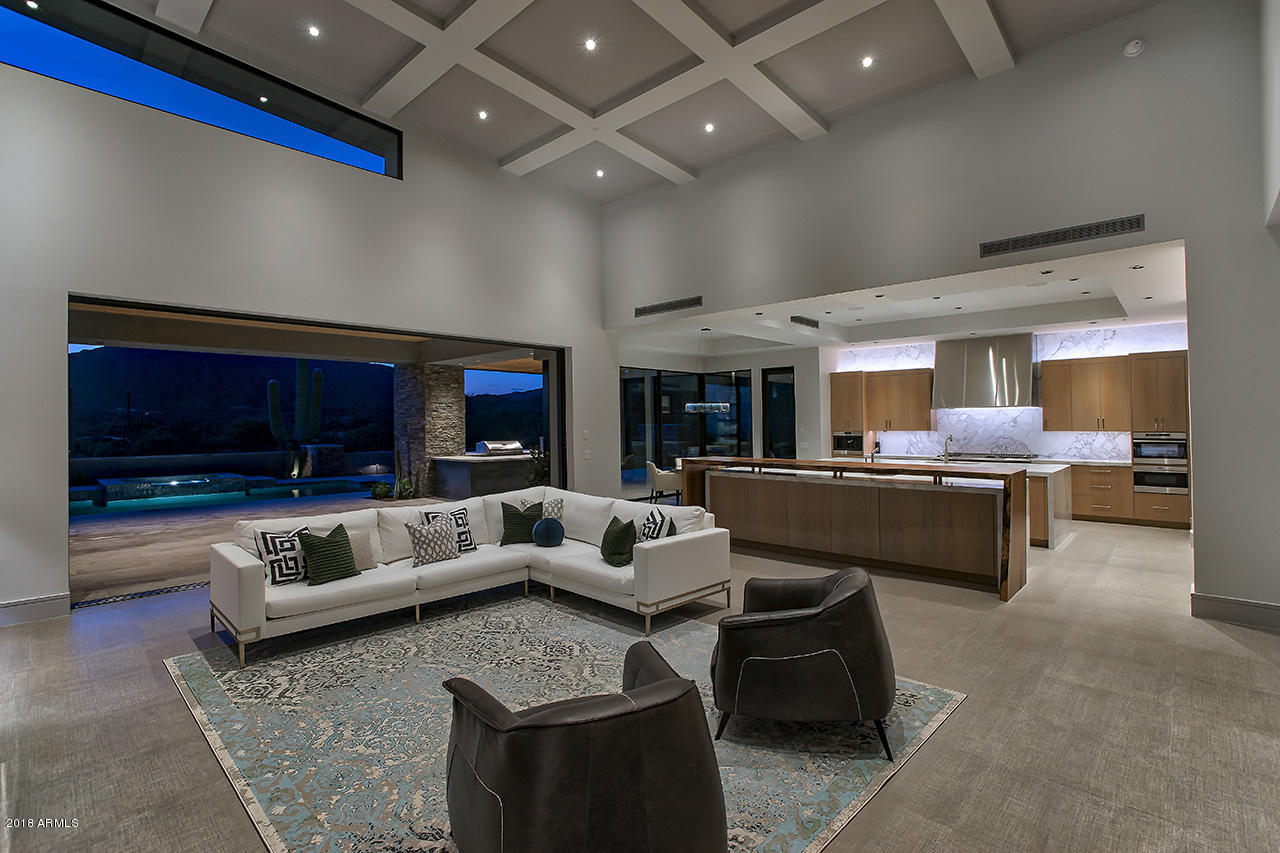 DESERT MOUNTAIN - Residential