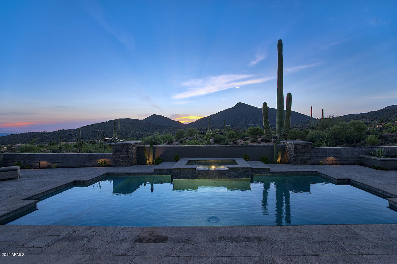 DESERT MOUNTAIN - Residential
