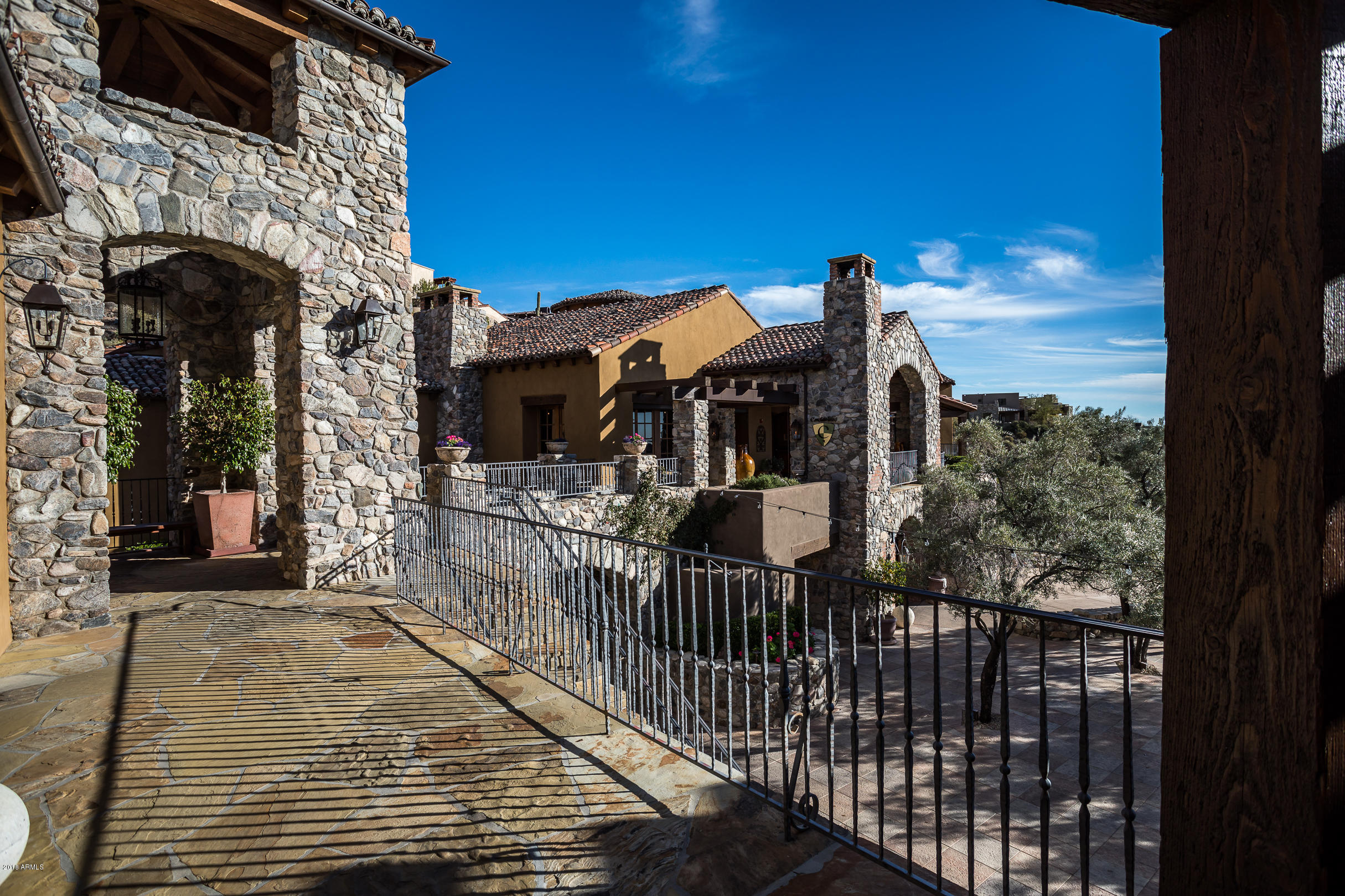 DESERT MOUNTAIN - Residential