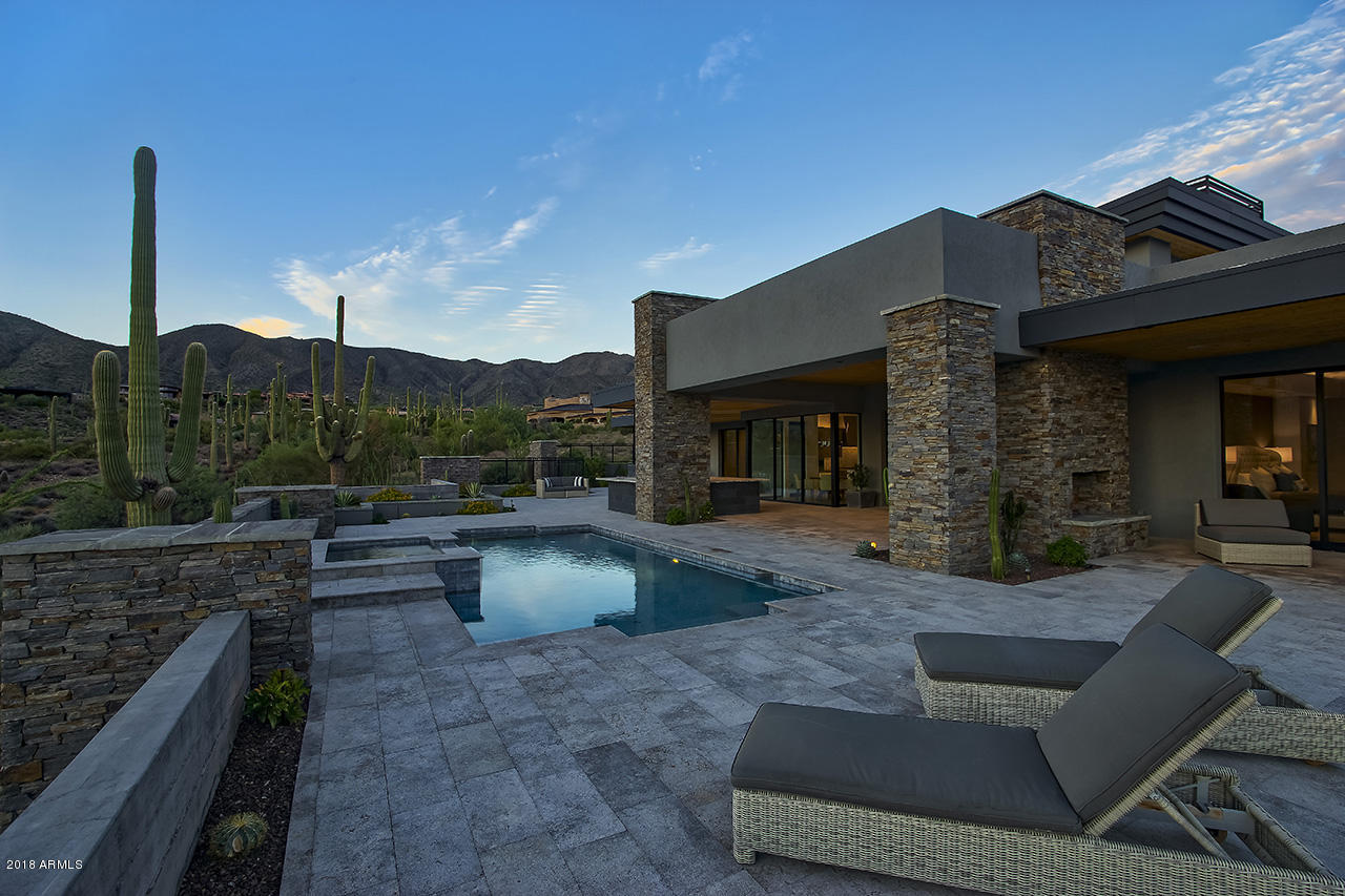 DESERT MOUNTAIN - Residential