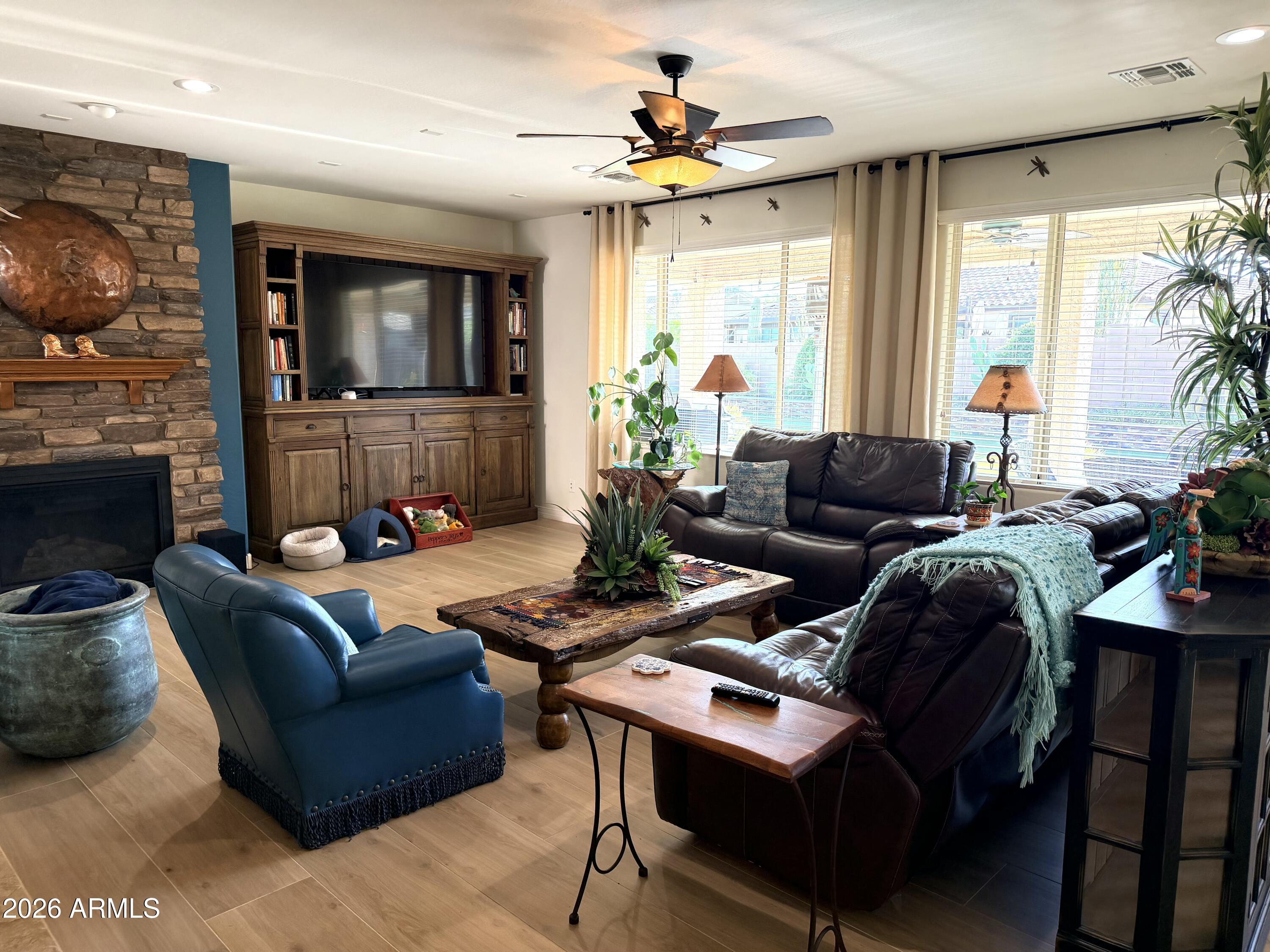 NOVA VISTA UNIT C - Residential