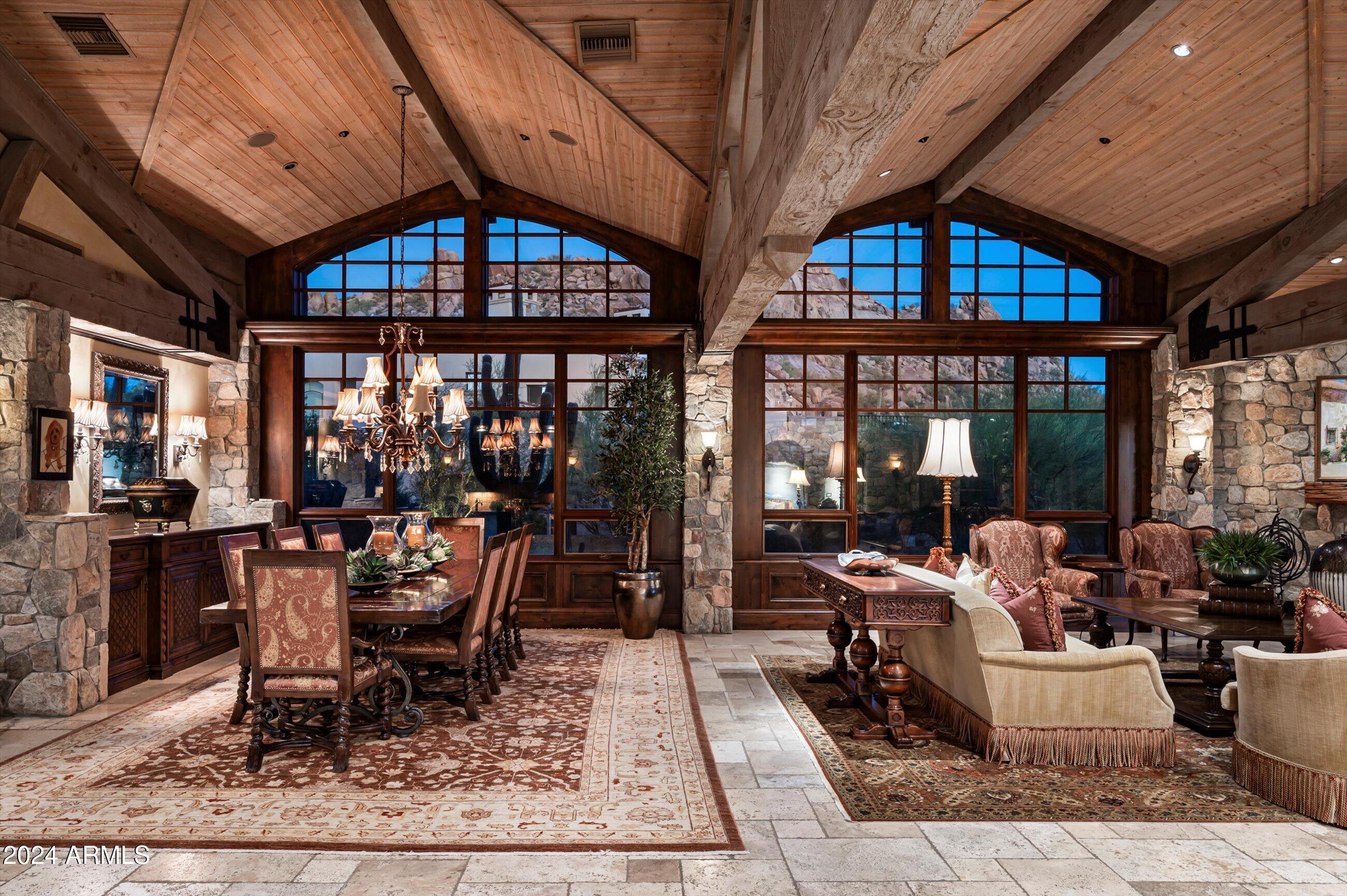 ESTANCIA - Residential