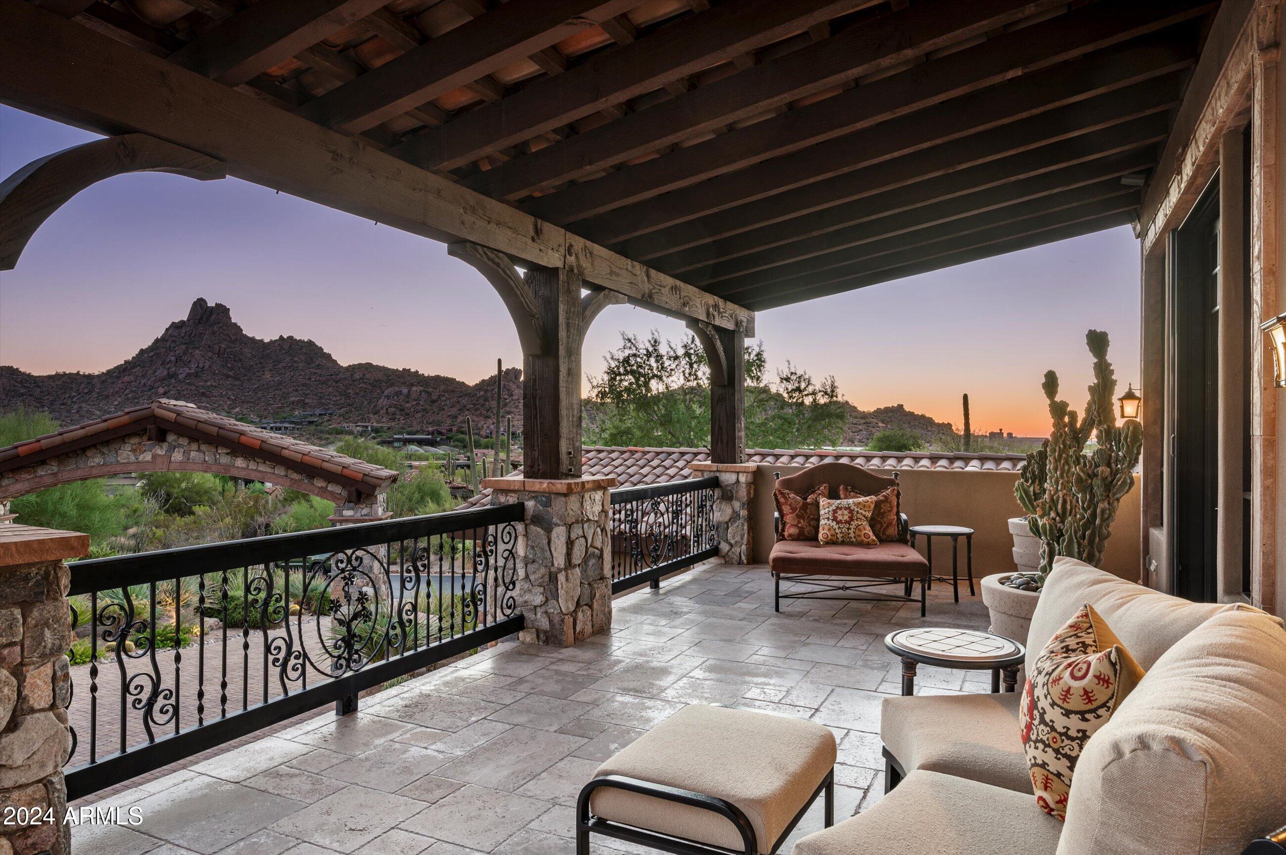 ESTANCIA - Residential