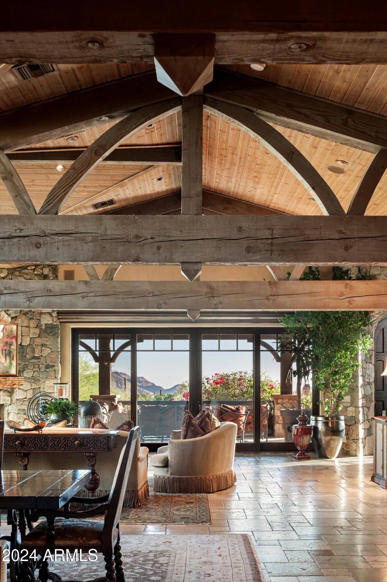 ESTANCIA - Residential