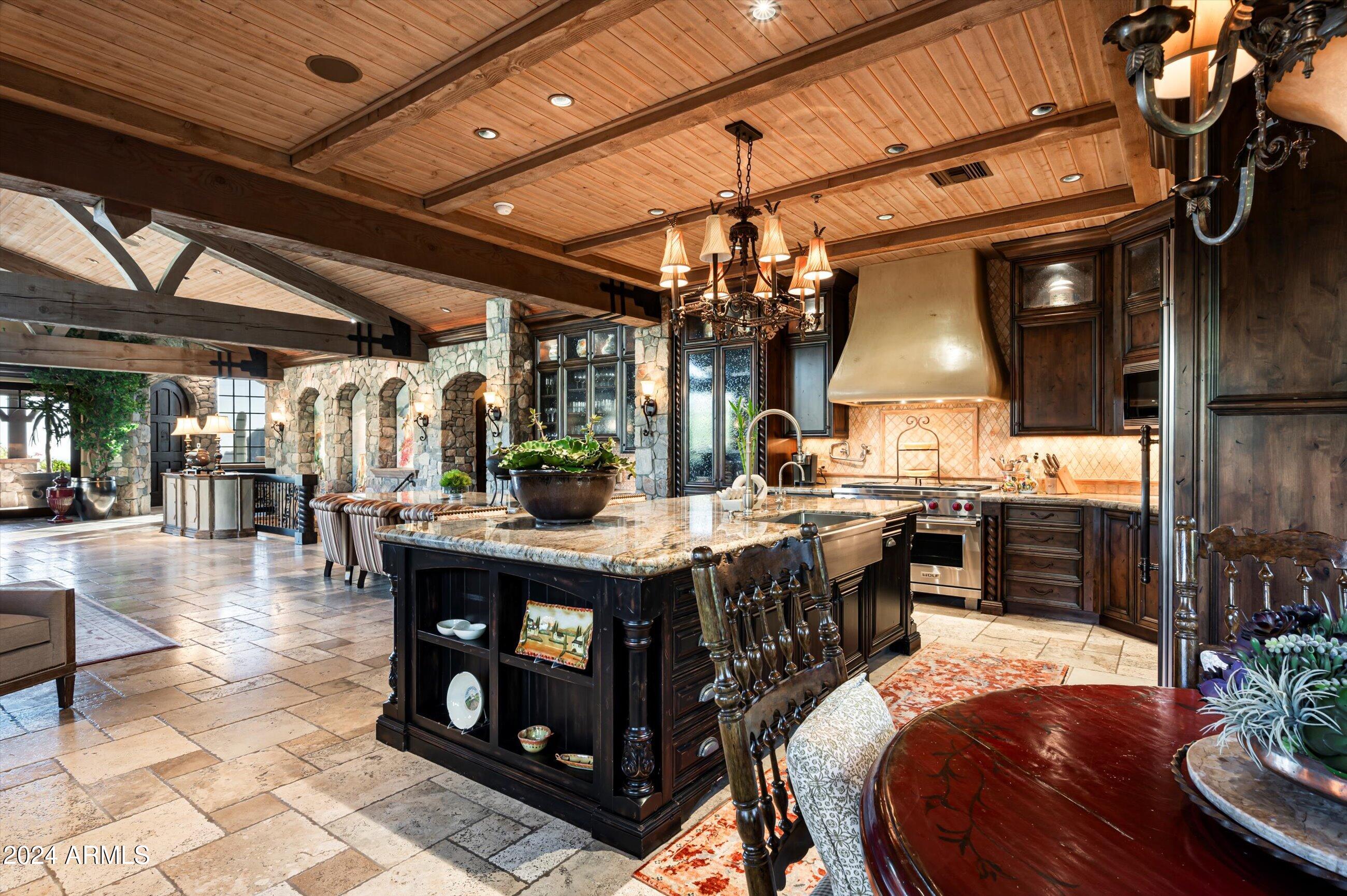 ESTANCIA - Residential