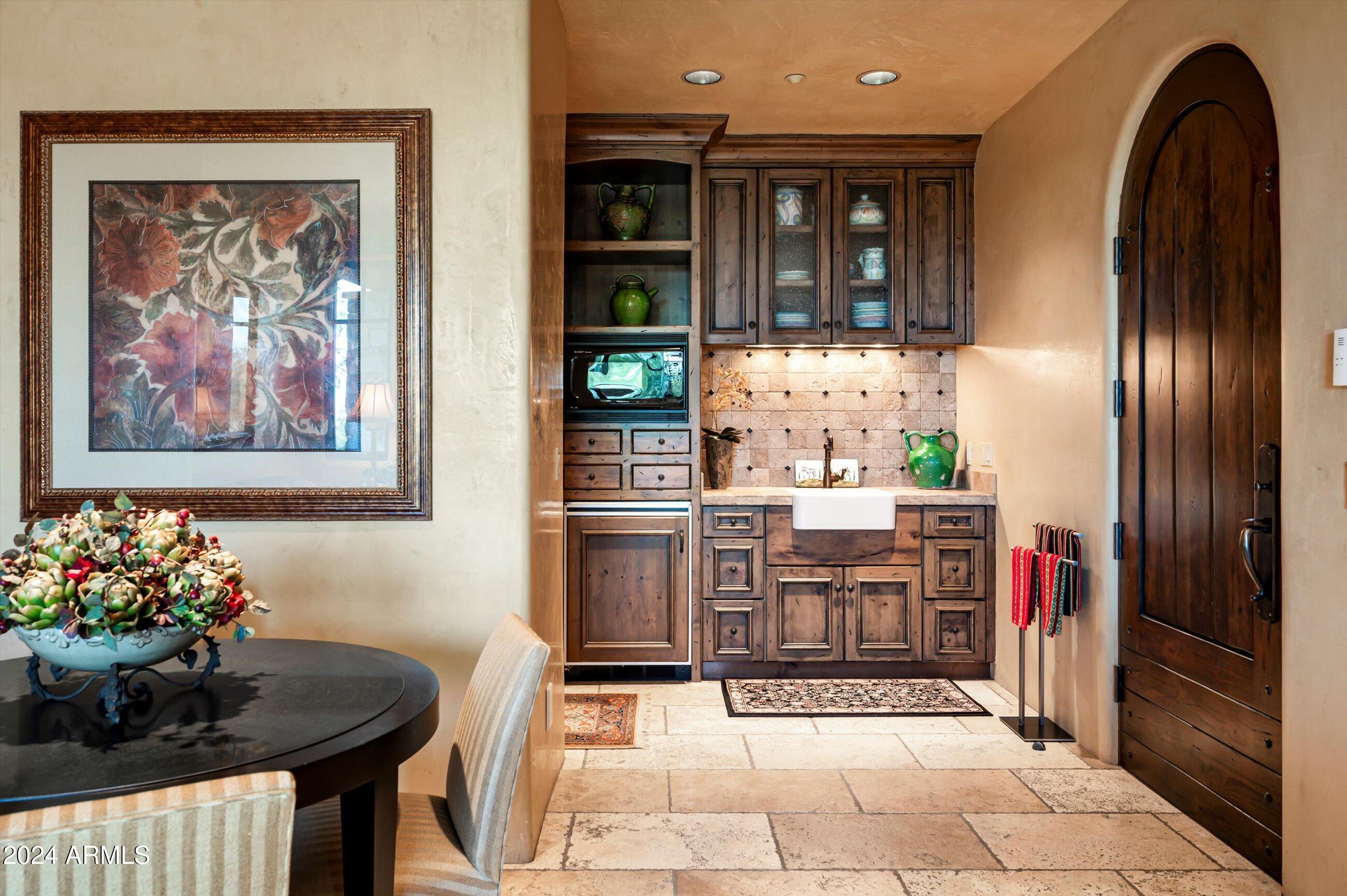 ESTANCIA - Residential