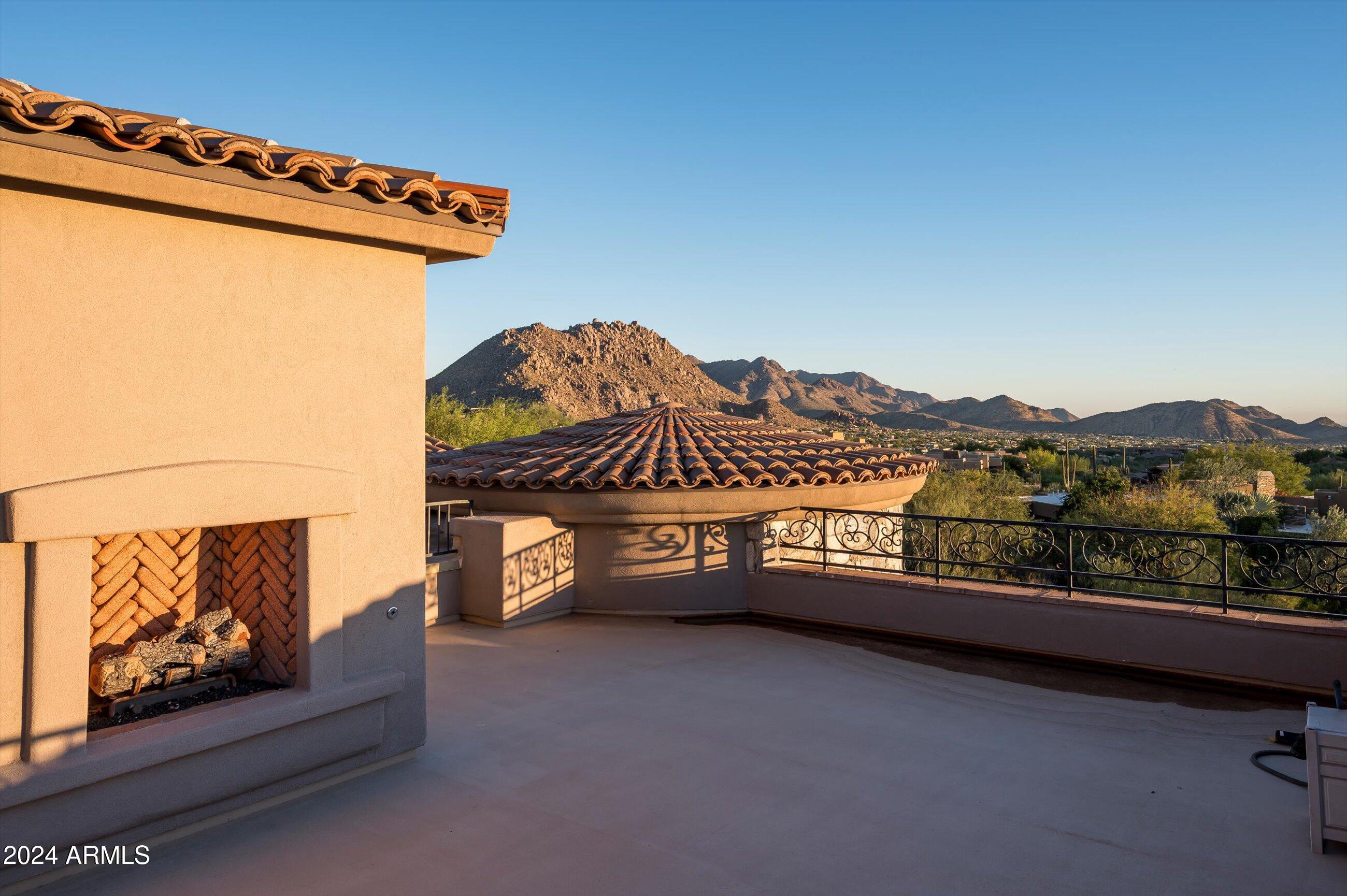 ESTANCIA - Residential