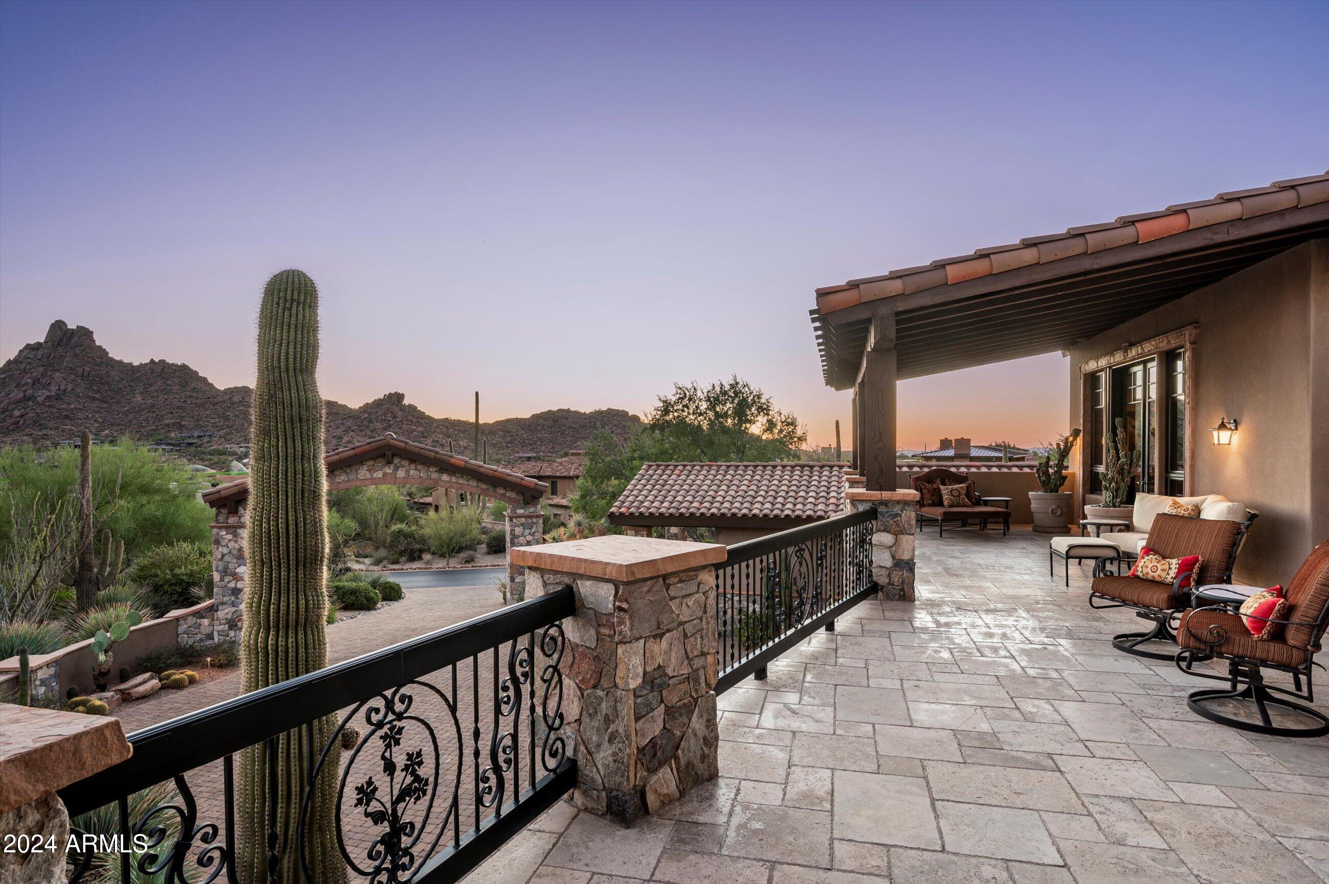 ESTANCIA - Residential