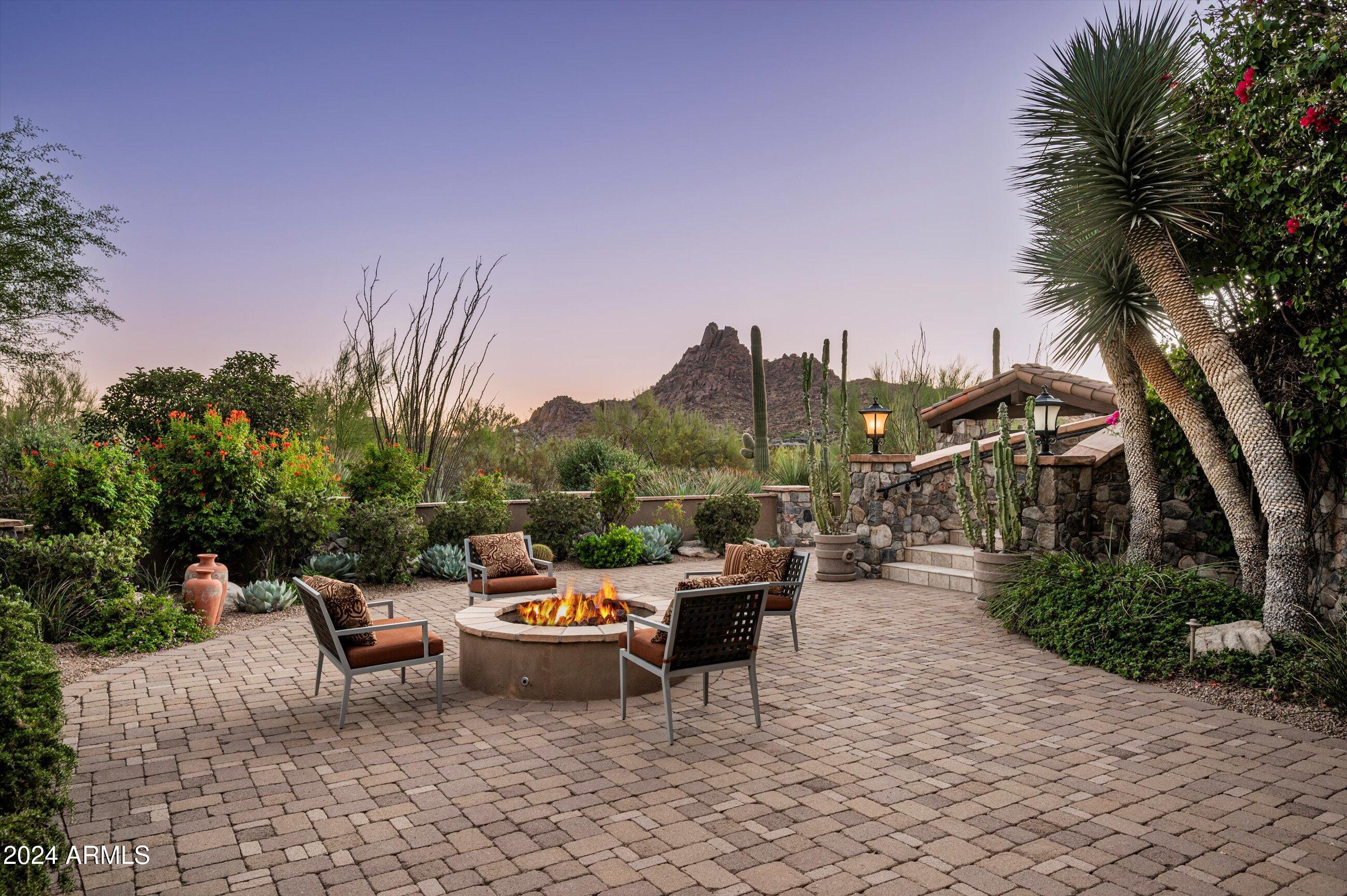 ESTANCIA - Residential