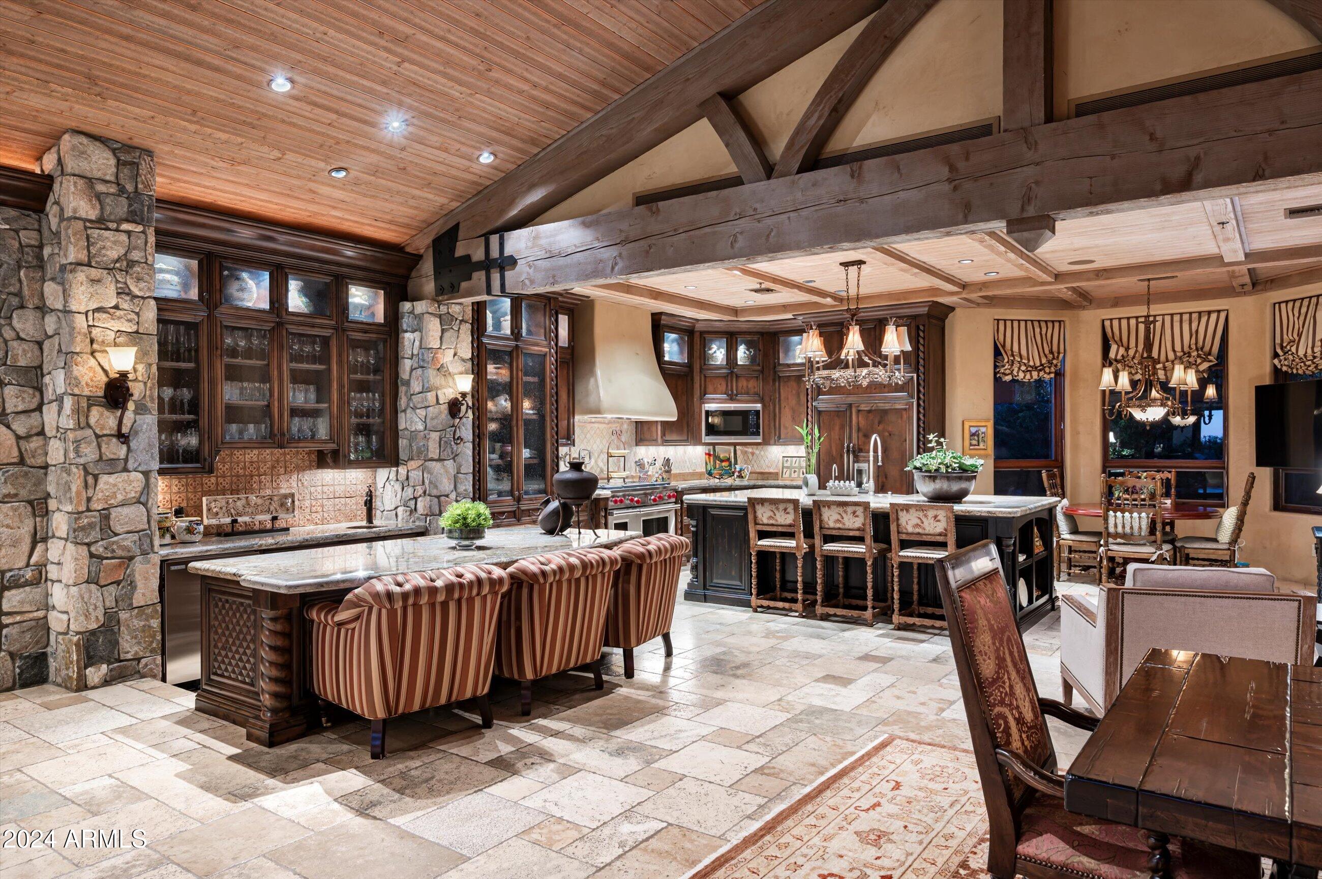 ESTANCIA - Residential