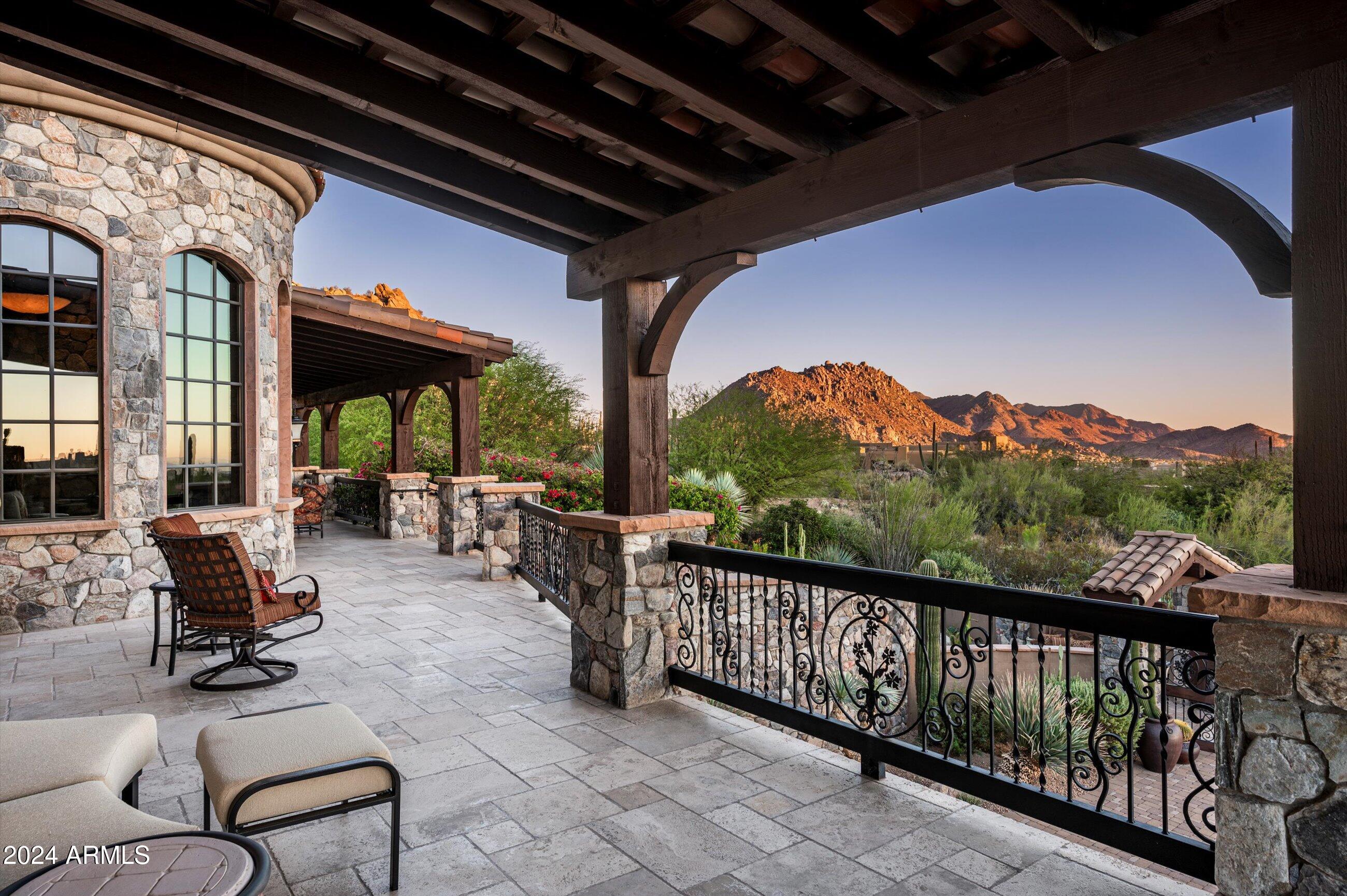 ESTANCIA - Residential